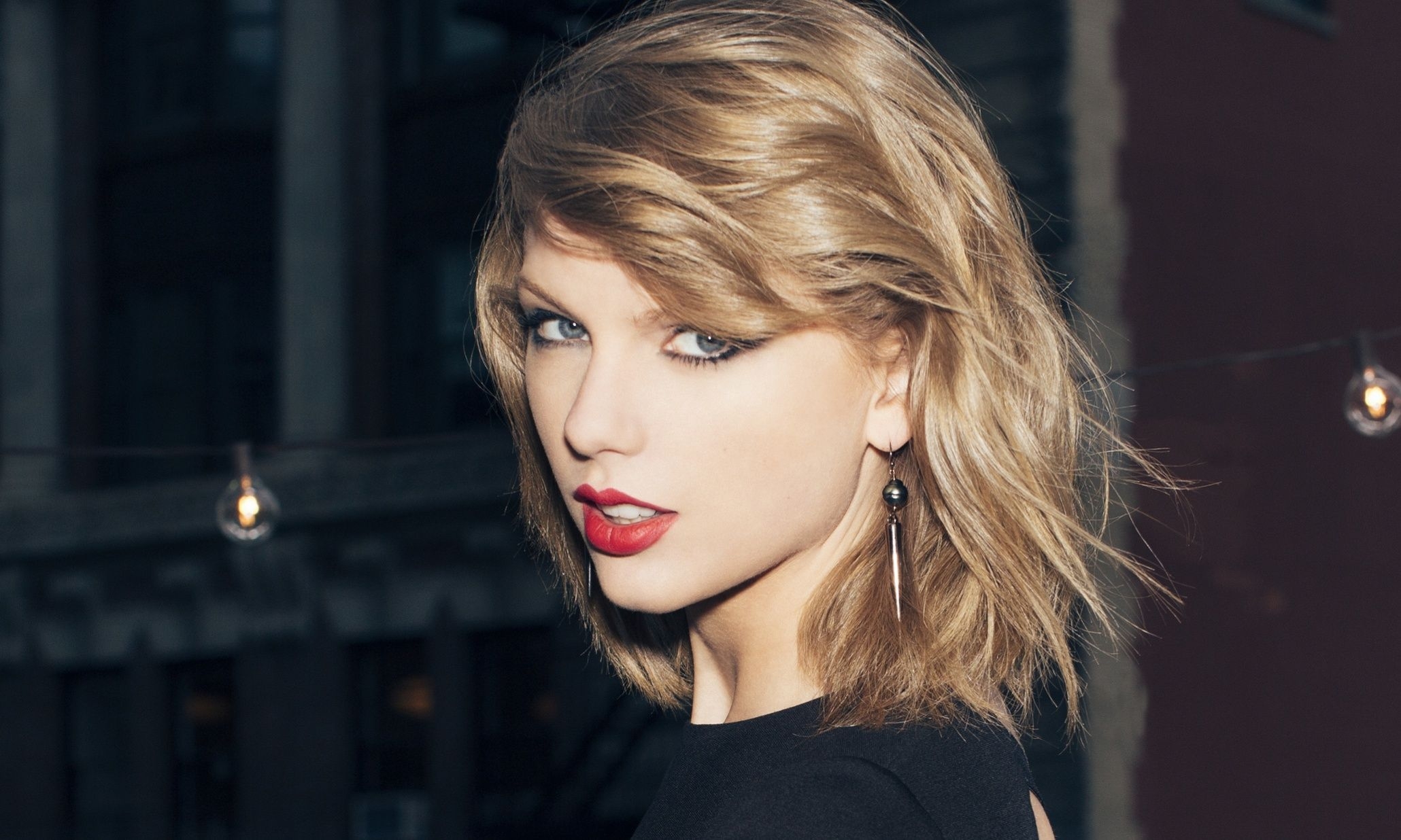 2060x1240 Taylor Swift Wallpaper, Desktop