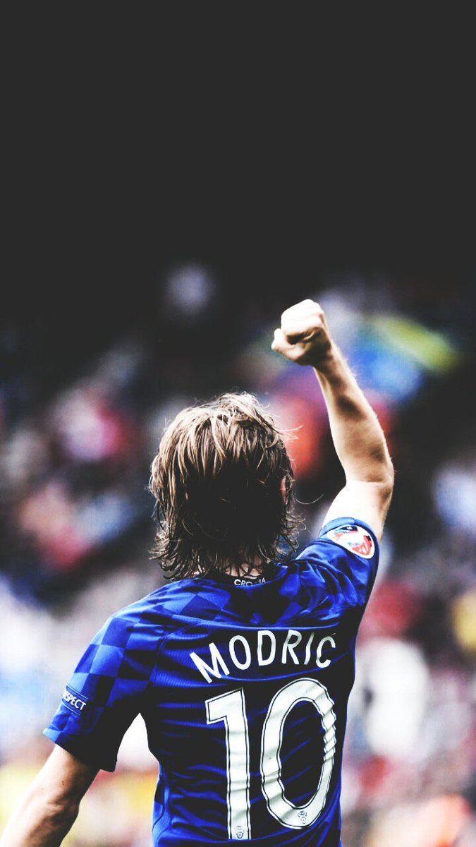 680x1200 Footy Editor Modric • Wallpaper, Phone