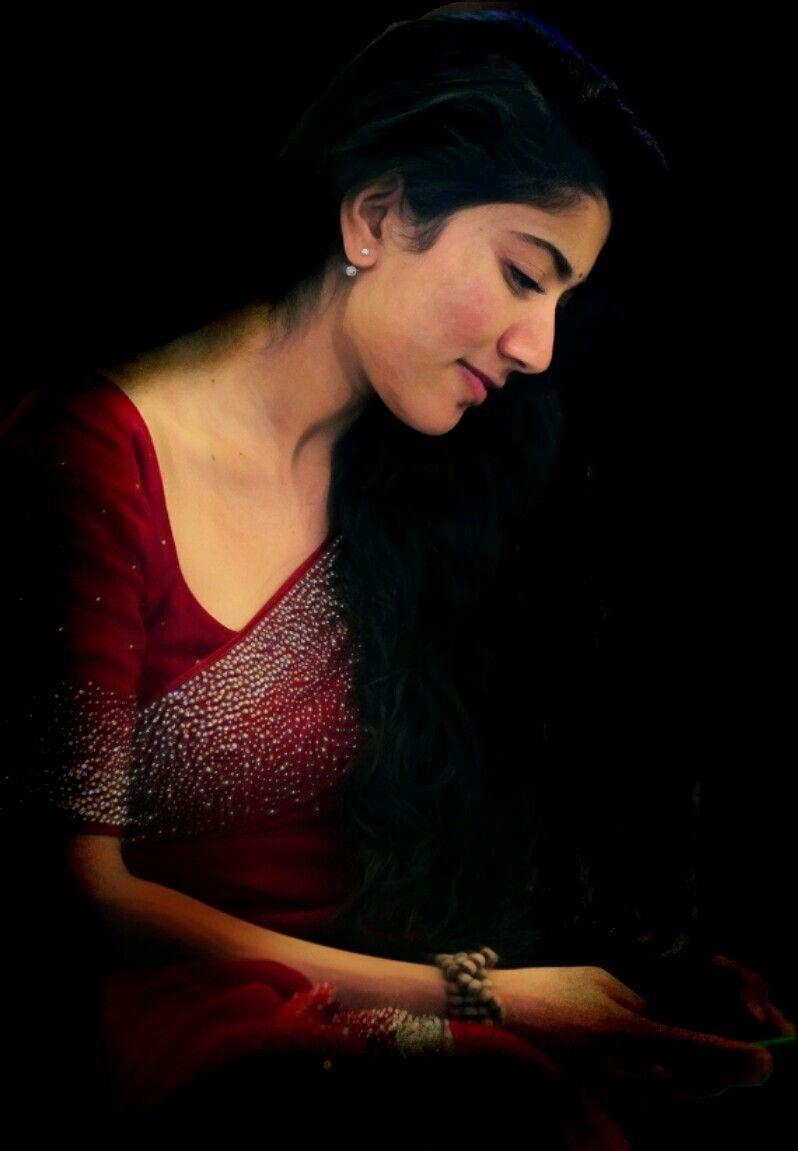 800x1160 Sai pallavi PicsArt edit. Dark theme. Sai pallavi, Phone