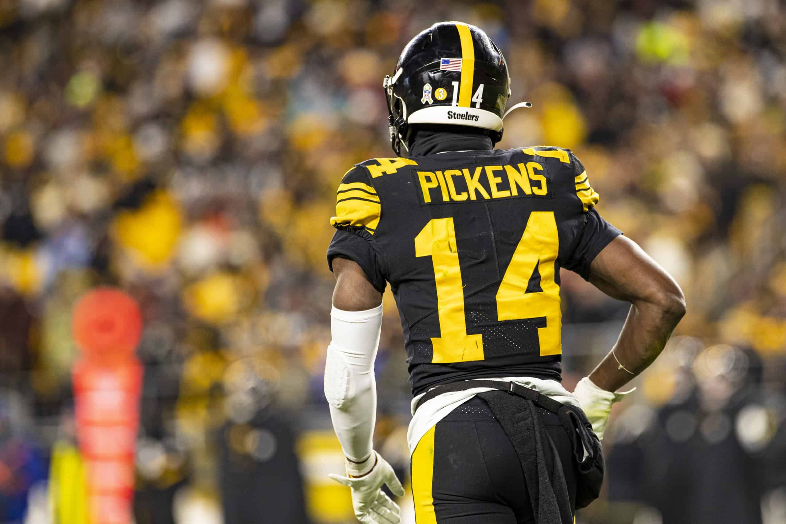 2560x1710 Monday Night Football DFS Showdown: Week 12 Steelers vs Colts, Desktop