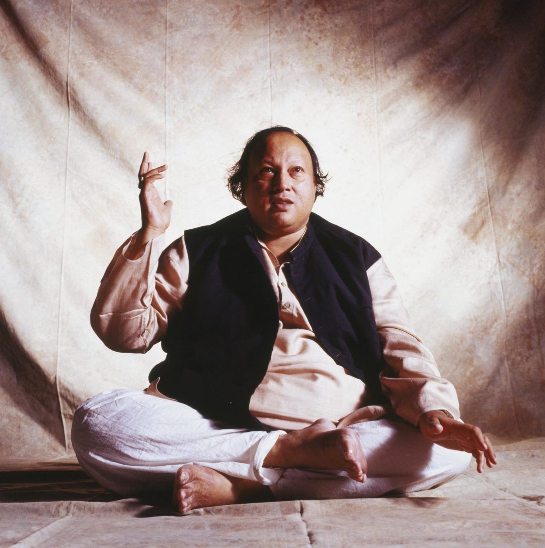 1100x1100 Nusrat Fateh Ali Khan World Records, Phone