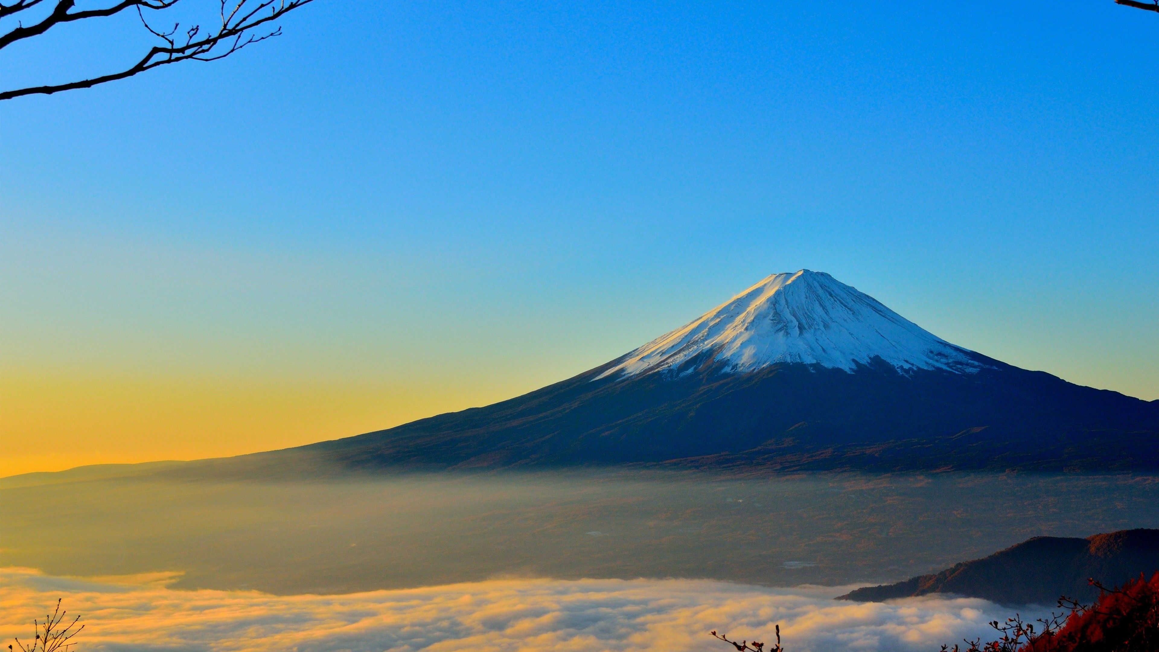 3840x2160 Wallpaper volcano, Fuji, Japan, mountains, fog, 4k, Nature, Desktop