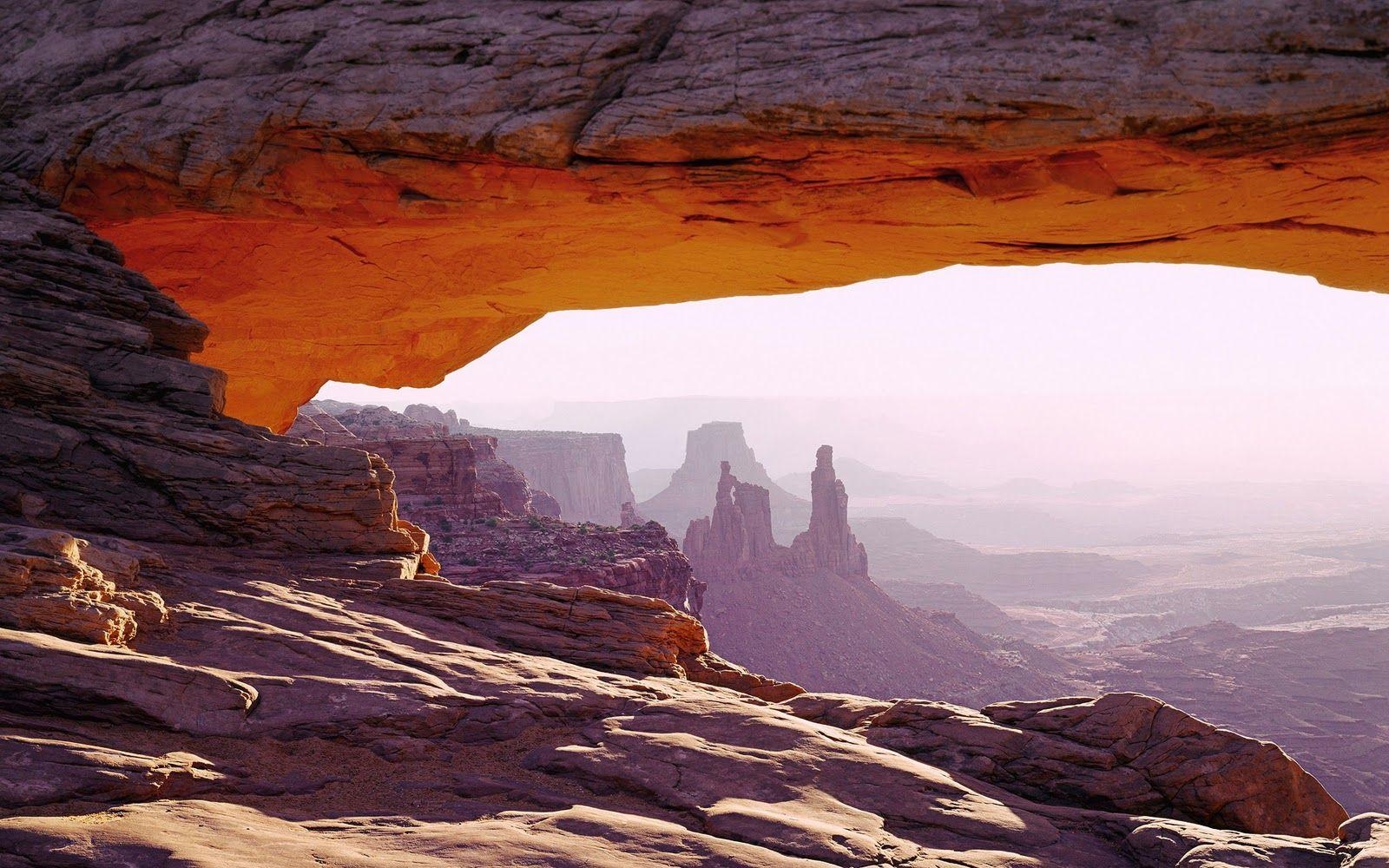 1600x1000 Mesa Arch, Canyonlands National Park, Desktop