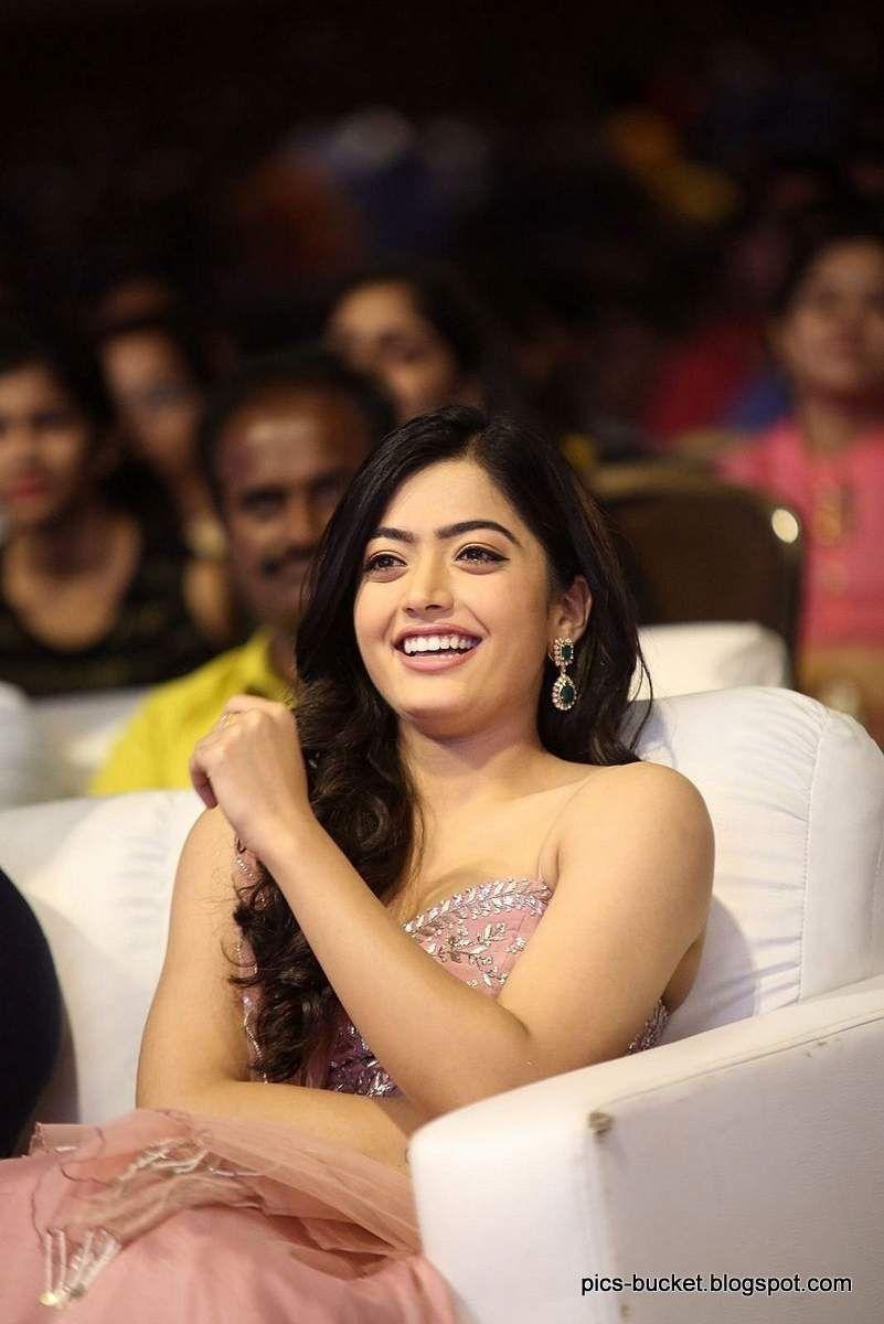 810x1200 Geetha Govindam movie actress Rashmika Mandanna photo 4. Actresses, Indian film actress, Indian celebrities, Phone