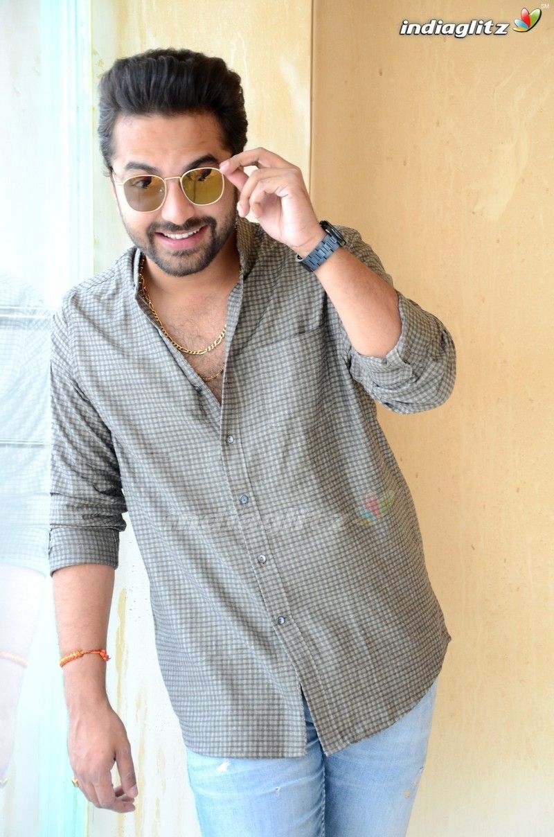 800x1210 Vishwaksen Naidu Photo Actor photo, image, gallery, Phone