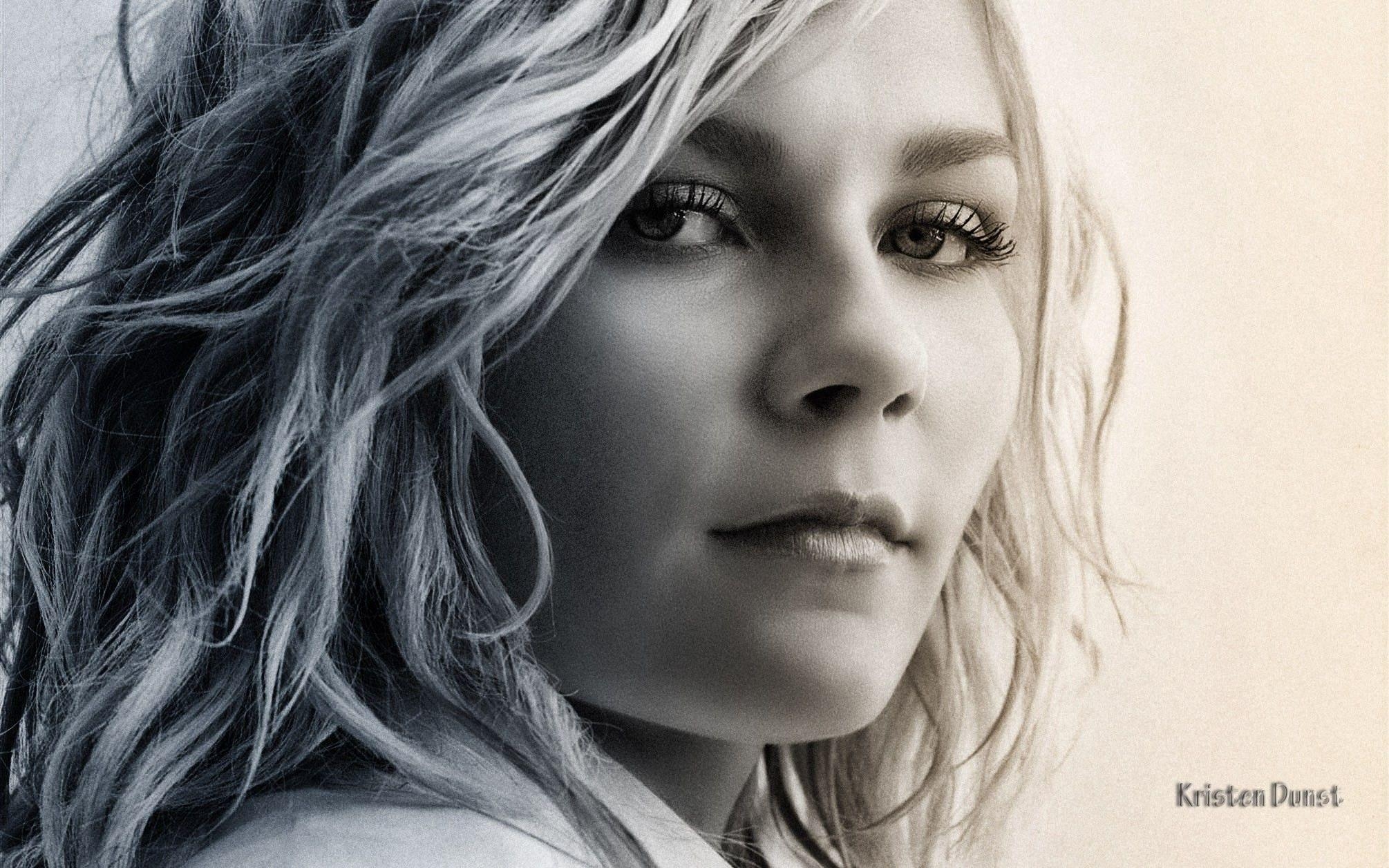 2010x1260 Kirsten Dunst Wallpaper 15, Desktop