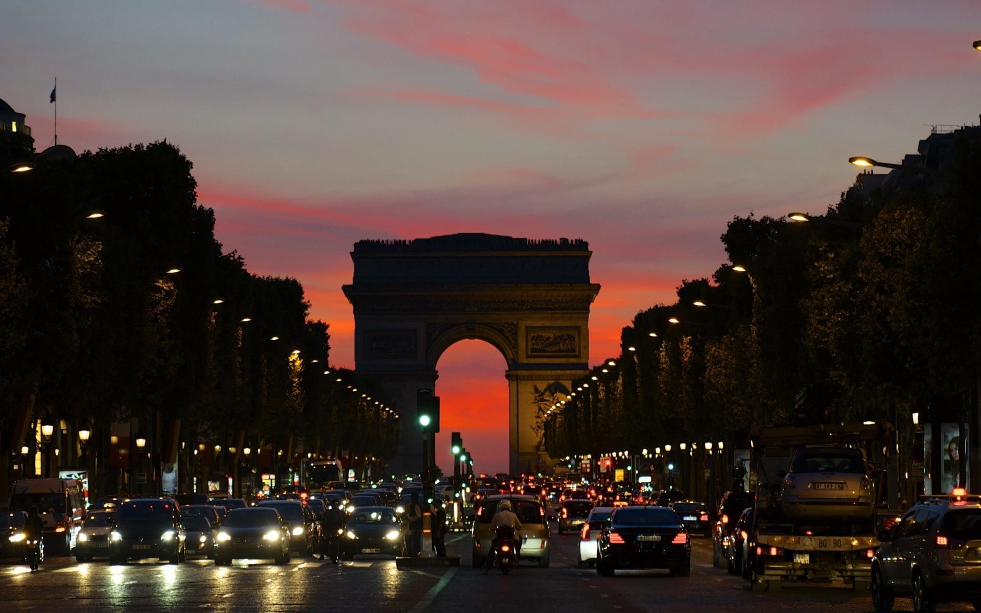 1920x1200 Arc De Triomphe Boulevard. Desktop wallpaper for free, Desktop