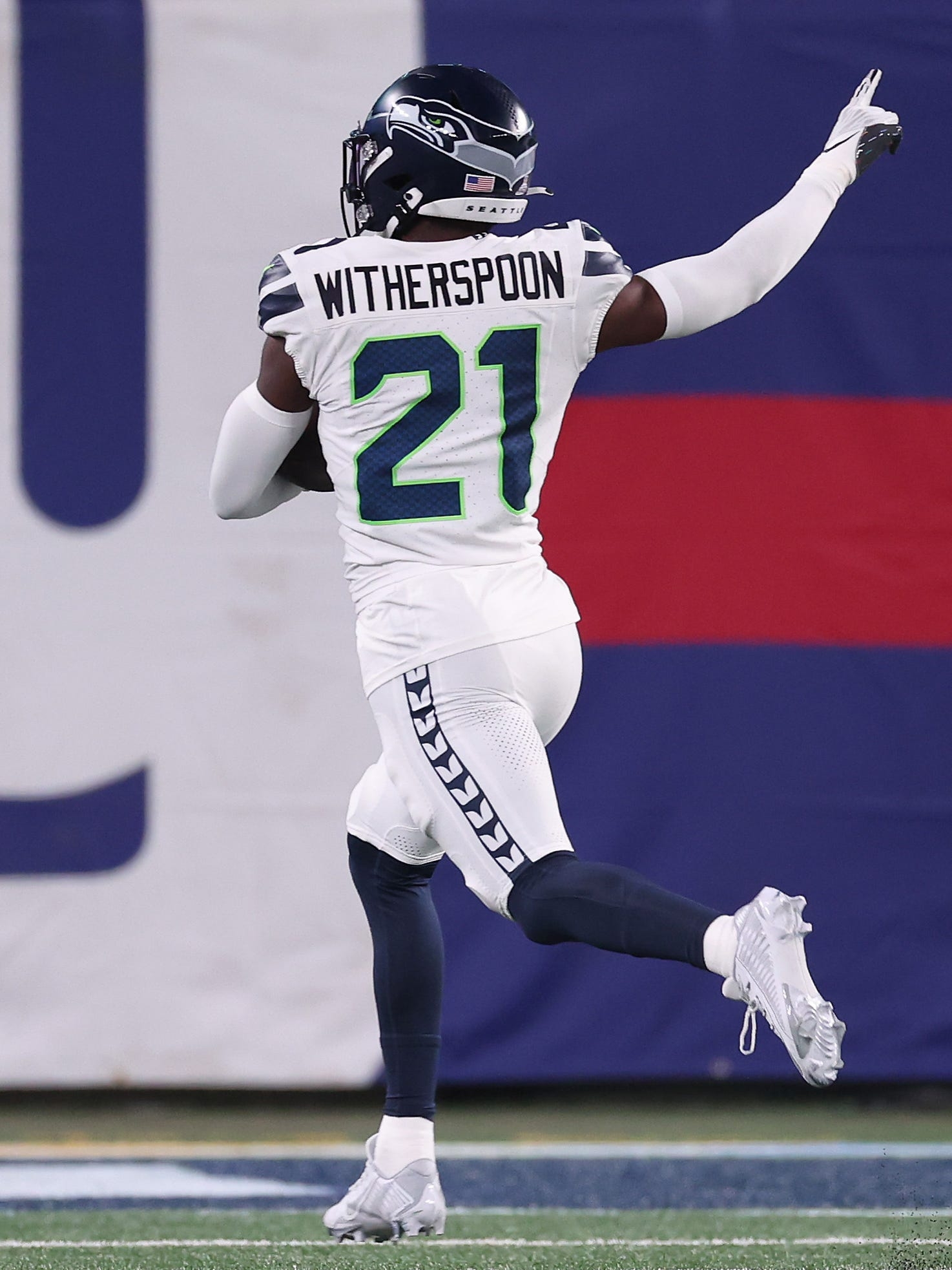 1480x1970 Seahawks rookie CB Devon Witherspoon, Phone