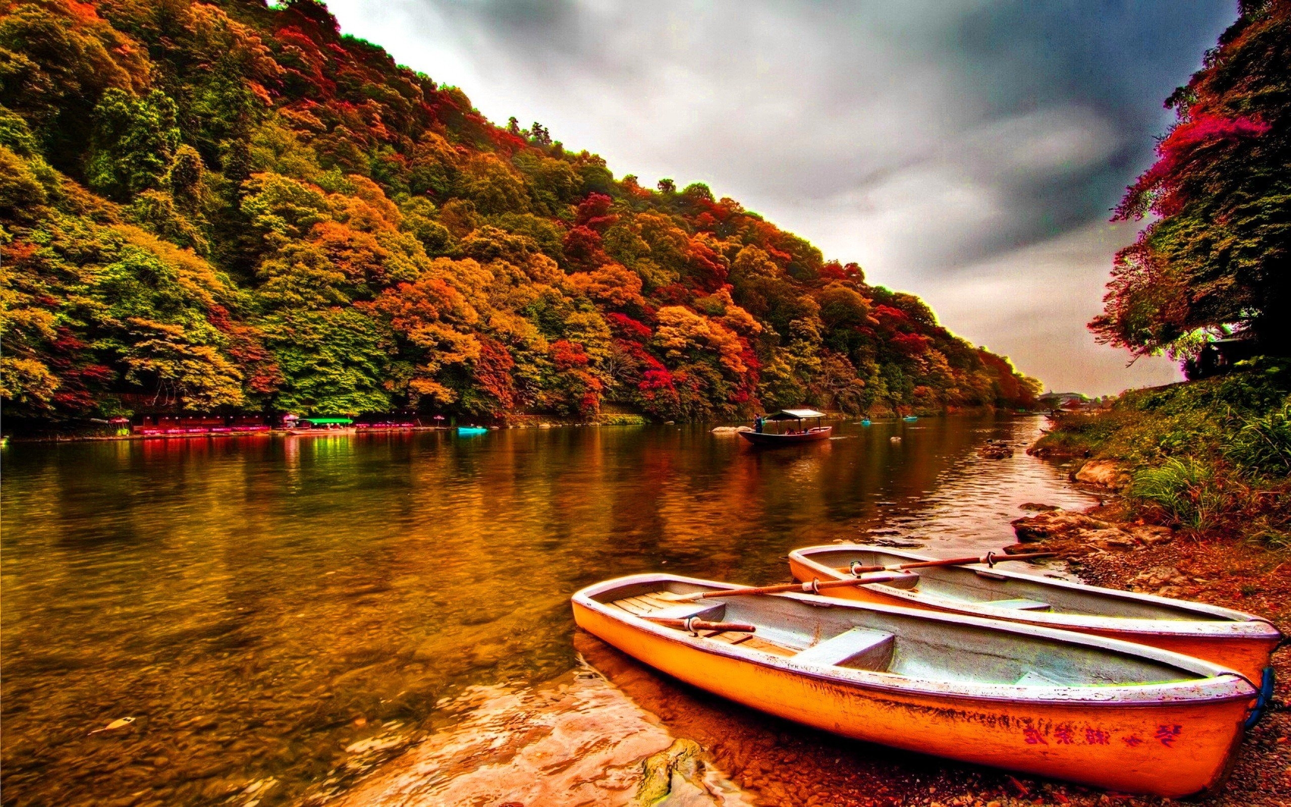 2560x1600 Boats on the riverbank wallpaper. PC, Desktop