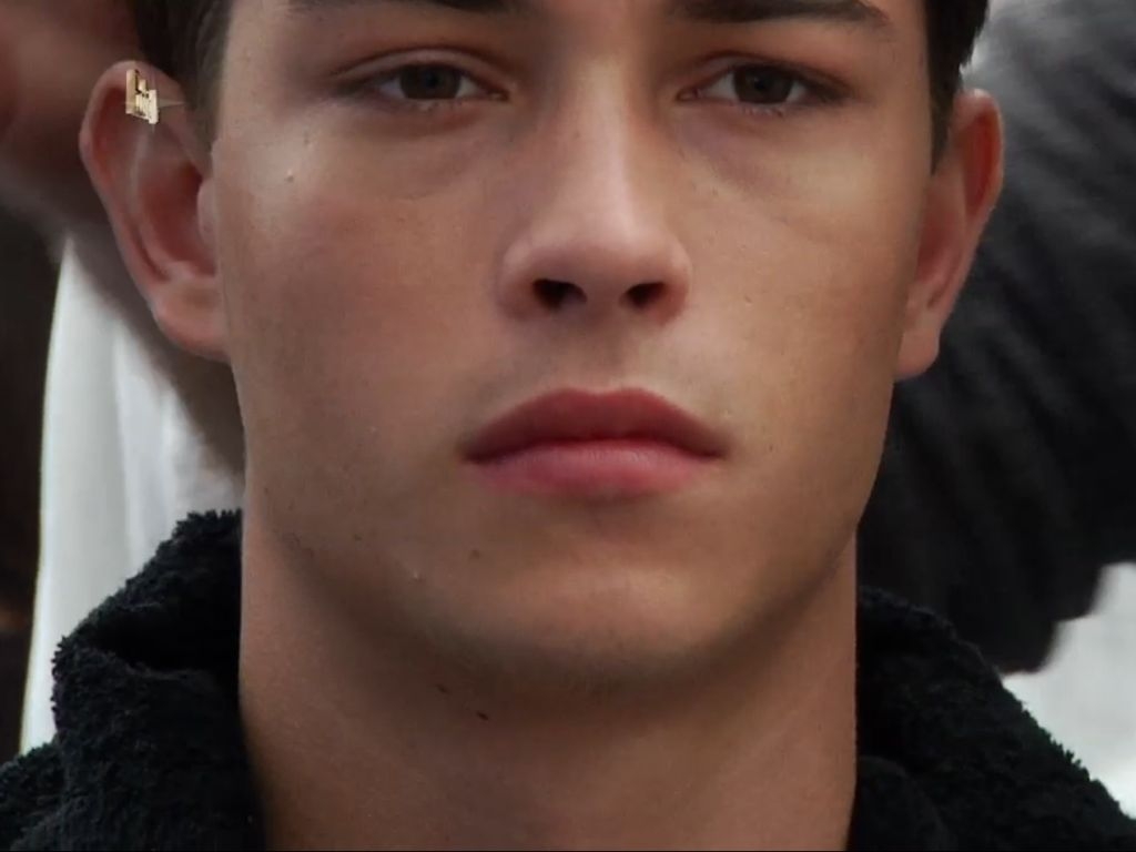 1030x770 Francisco Lachowski Ermanno Scervino, Desktop