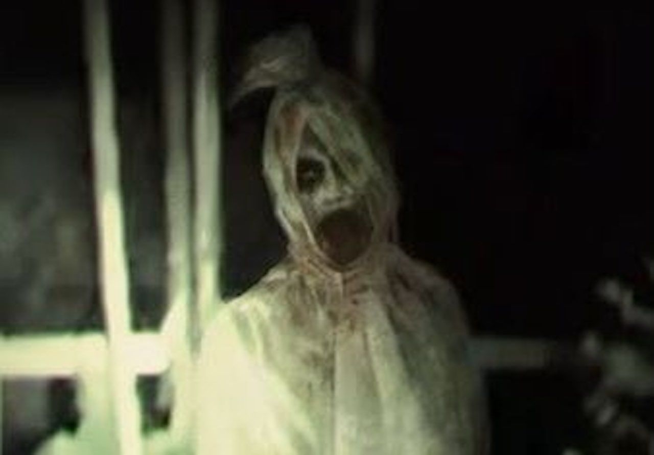 1280x890 Pocong Face, Desktop