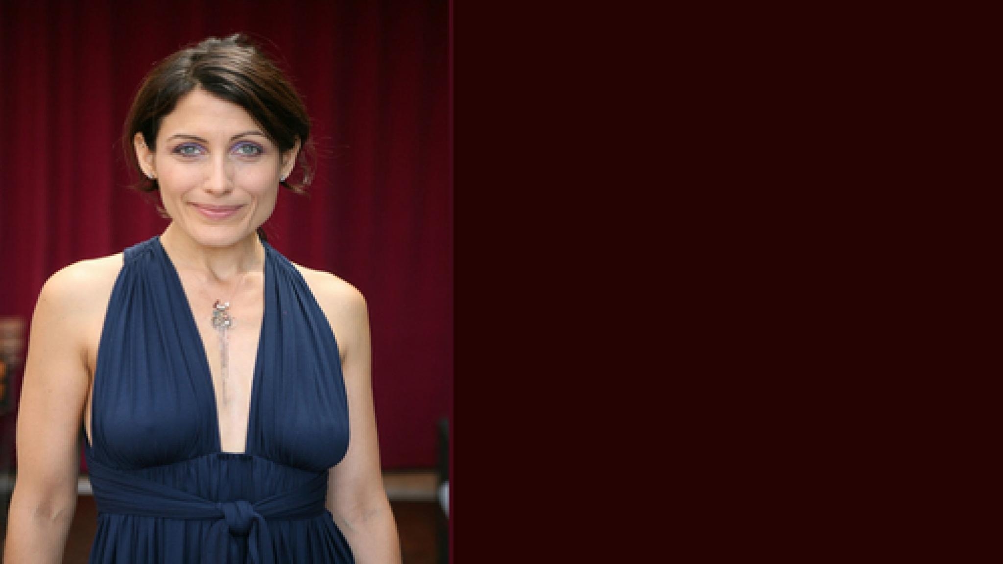 2050x1160 Lisa Edelstein Wallpaper 4K (500x313 px), Desktop