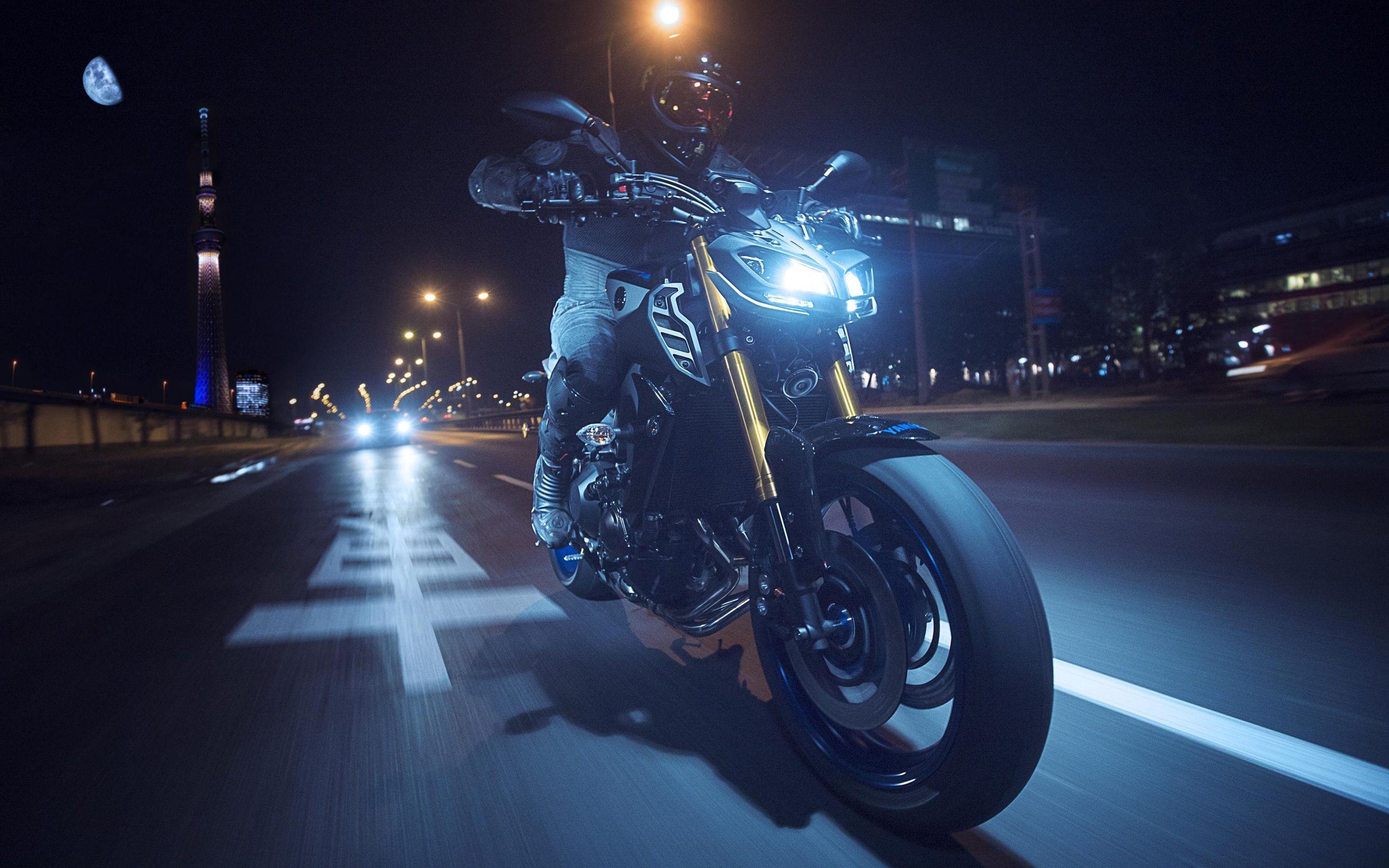 2880x1800 Download Wallpaper Yamaha MT 09 SP, Night, 2018 Bikes, Desktop