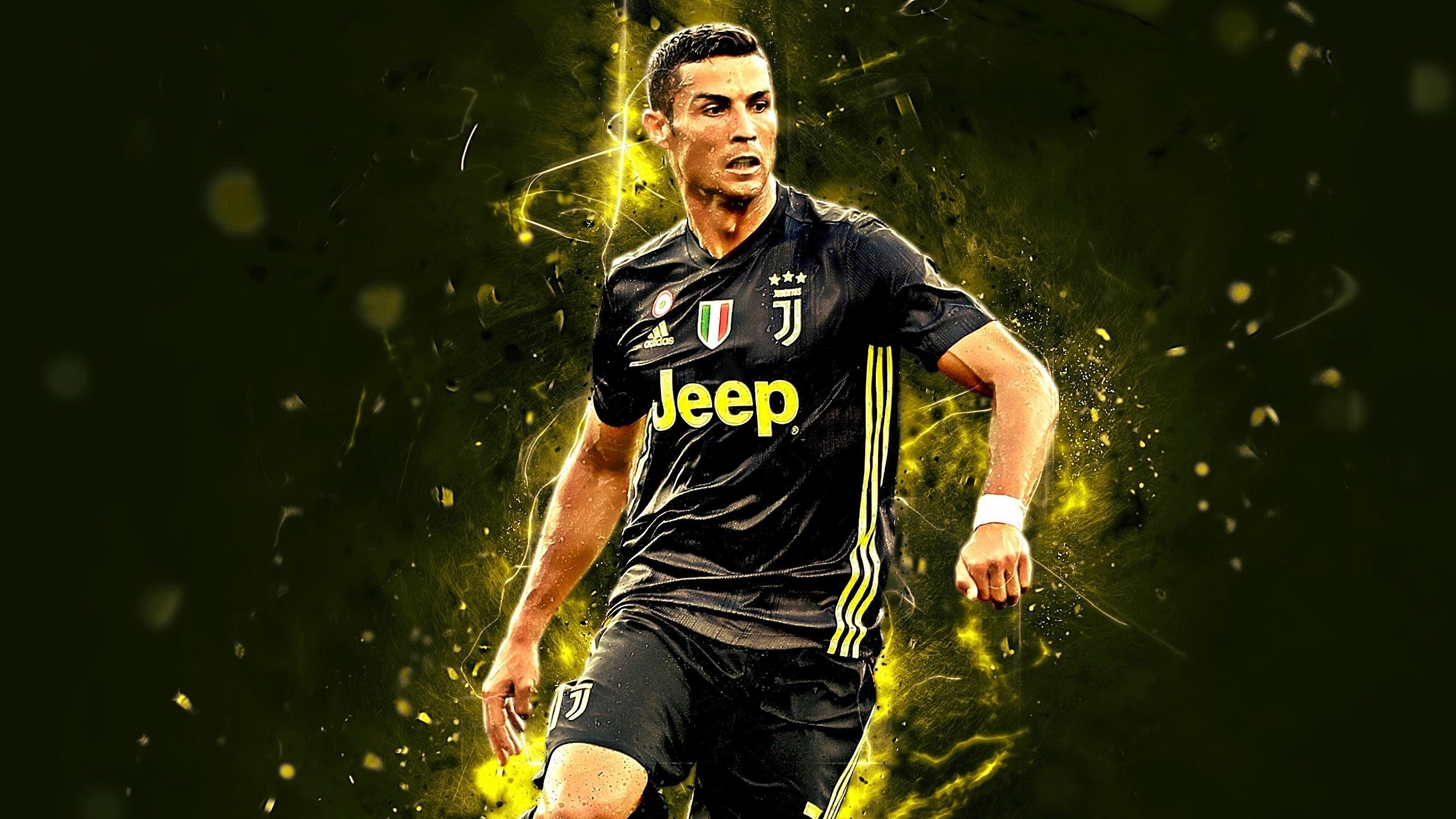 2560x1440 Cristiano Ronaldo Football 4K Wallpaper, Desktop