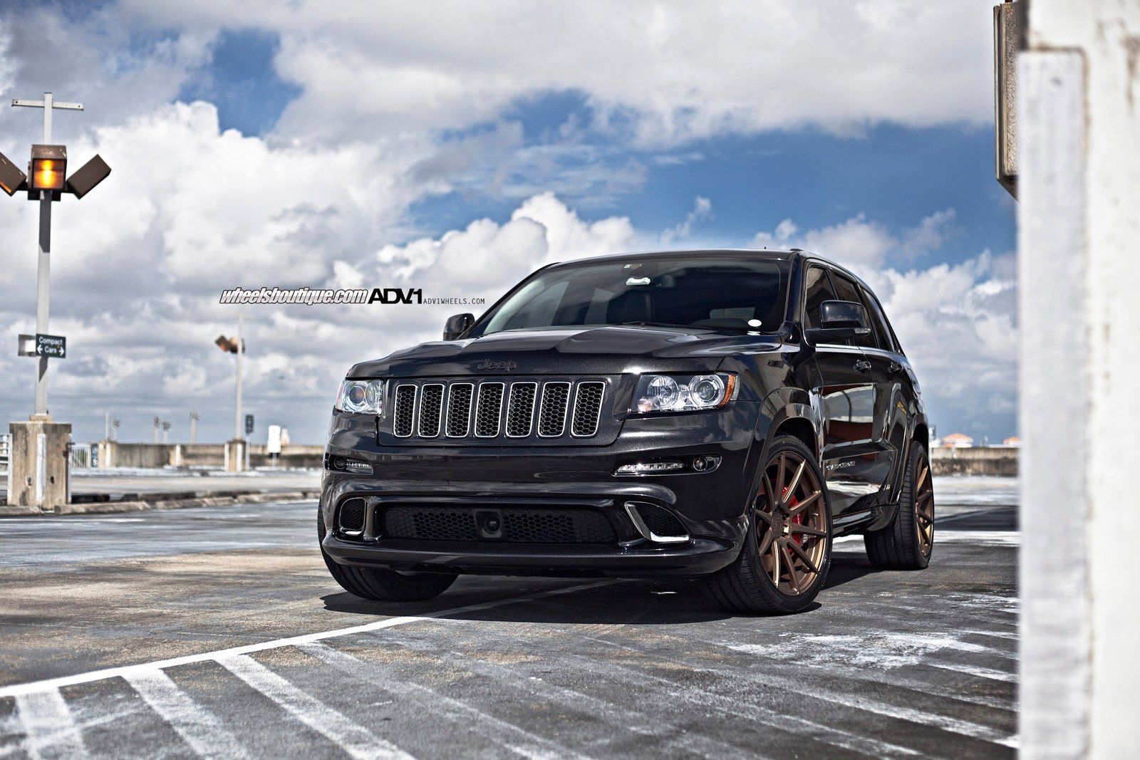 1600x1070 Jeep SRT8 Wallpaper, Desktop