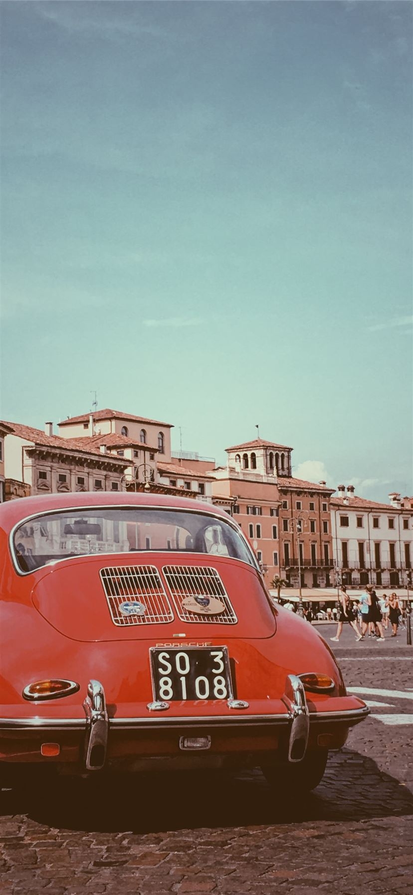 830x1800 Free download Best Verona iPhone 11 HD Wallpaper iLikeWallpaper [] for your Desktop, Mobile & Tablet. Explore Car Retro iPhone Wallpaper. Cool Car Wallpaper for iPhone, Retro Wallpaper, Car iPhone Wallpaper, Phone