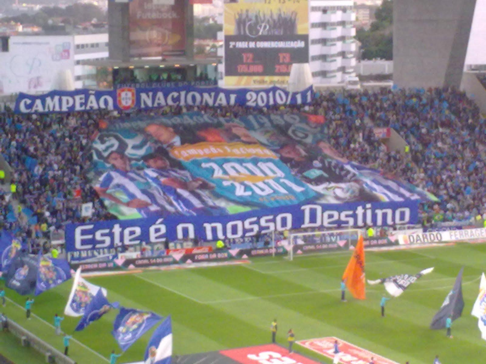 1600x1200 Manufaturando Consentimento: As assistências no Estádio do Dragão, Desktop