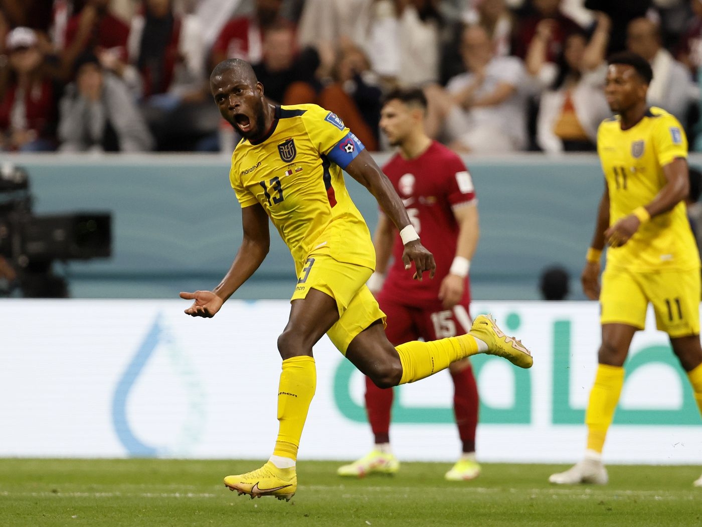 1400x1050 Enner Valencia puts in a masterful performance as Ecuador tops Qatar to open the World Cup, Desktop