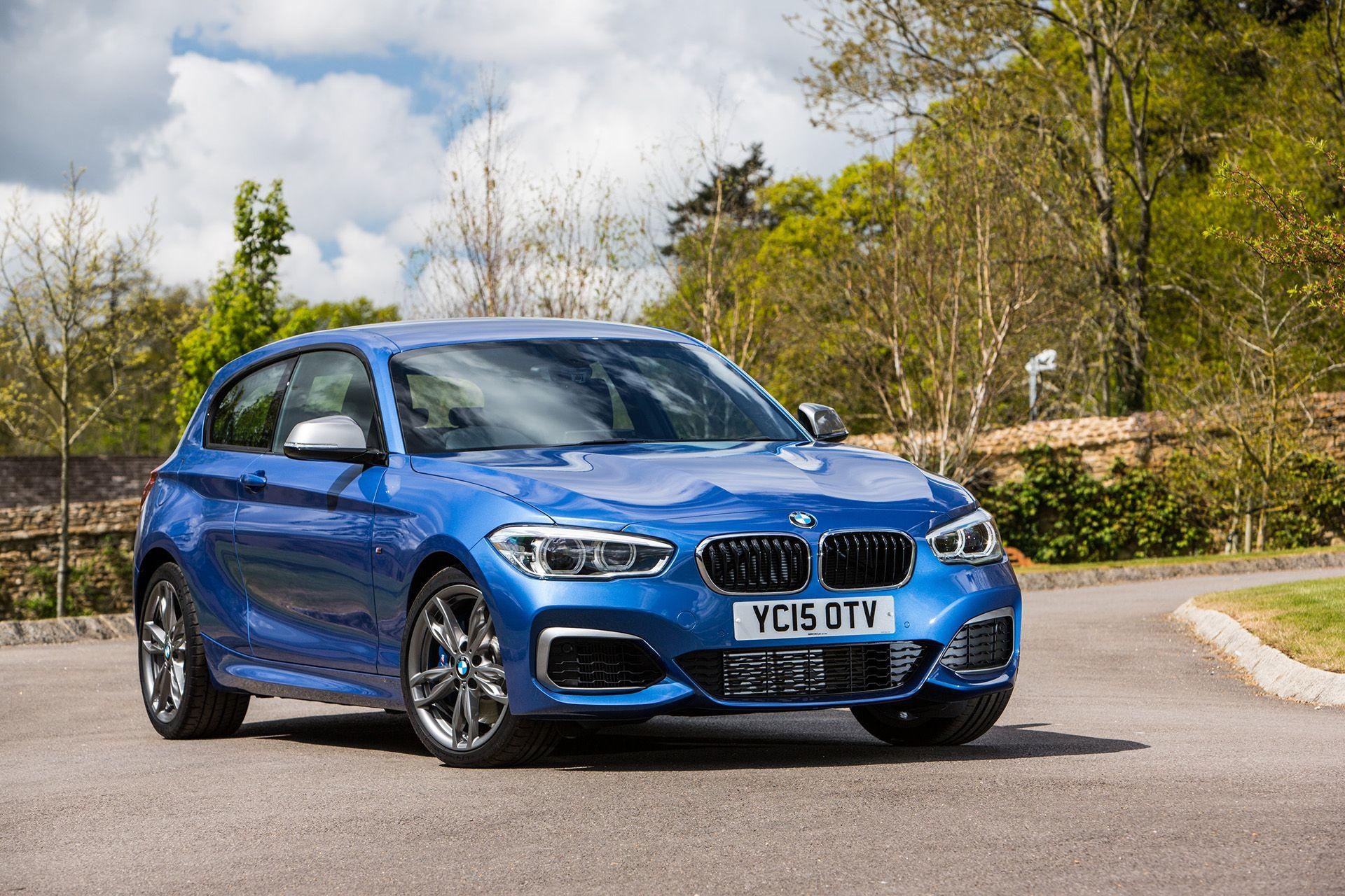 1920x1280 BMW M135i Showcased in New Colors, Desktop