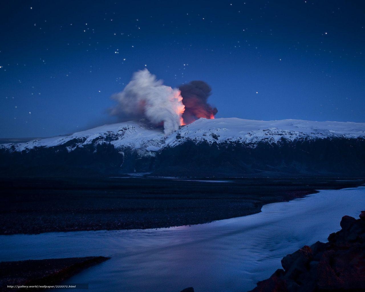 1280x1030 Download wallpaper Iceland, Reykjavik, eruption EyjafjallajГ¶kull, Desktop