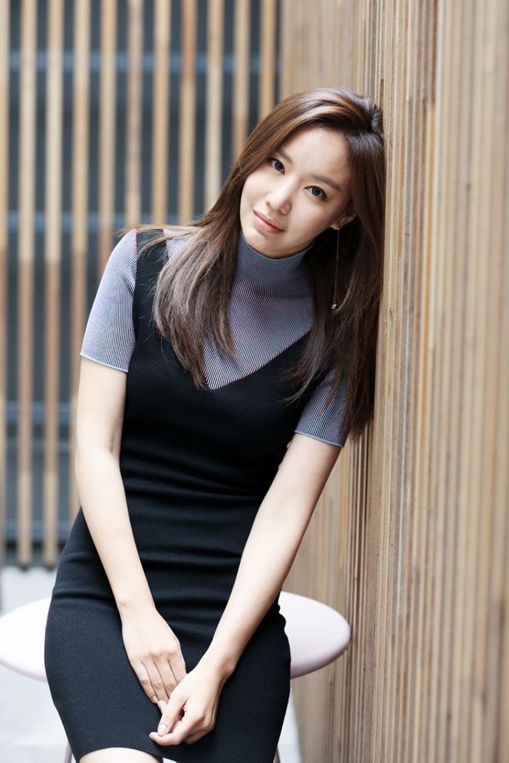 740x1110 Kim ah joong, Phone