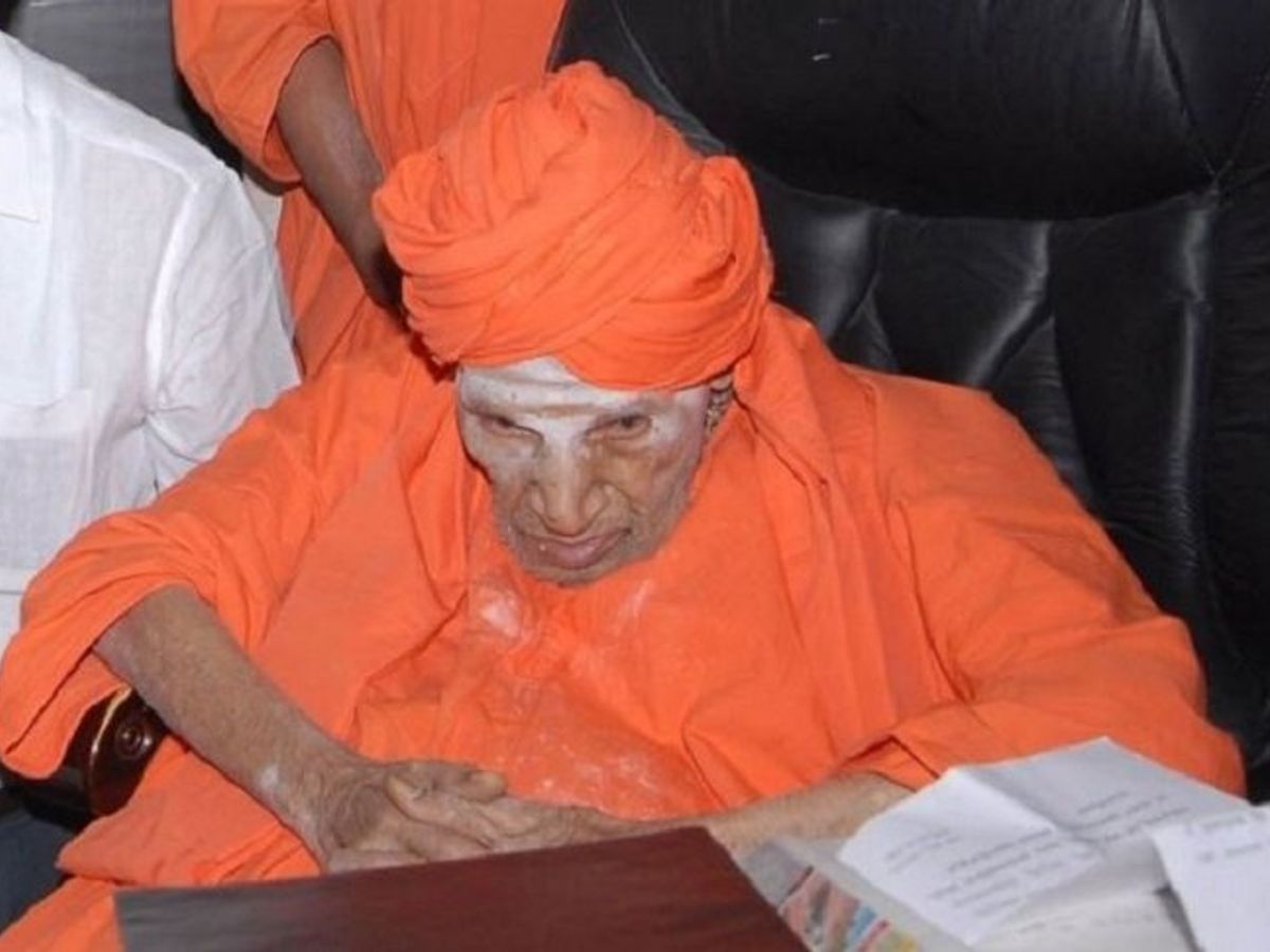 1200x900 Siddaganga Mutt seer Shivakumara Swami, the Walking God, Desktop