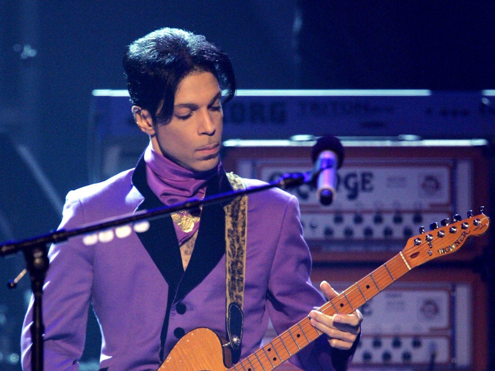 1600x1200 Prince Image, Desktop