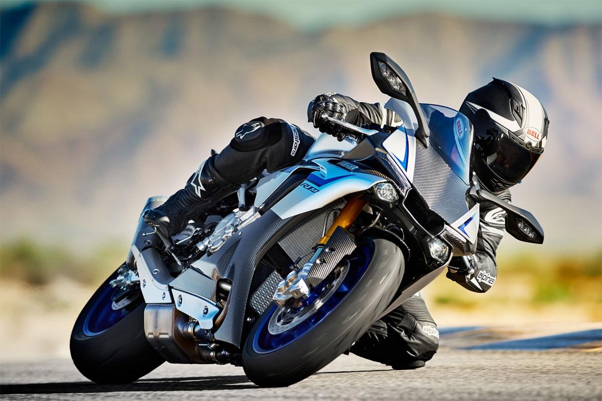 1200x800 Wednesday Wallpaper: 2015 Yamaha YZF R1M, Desktop