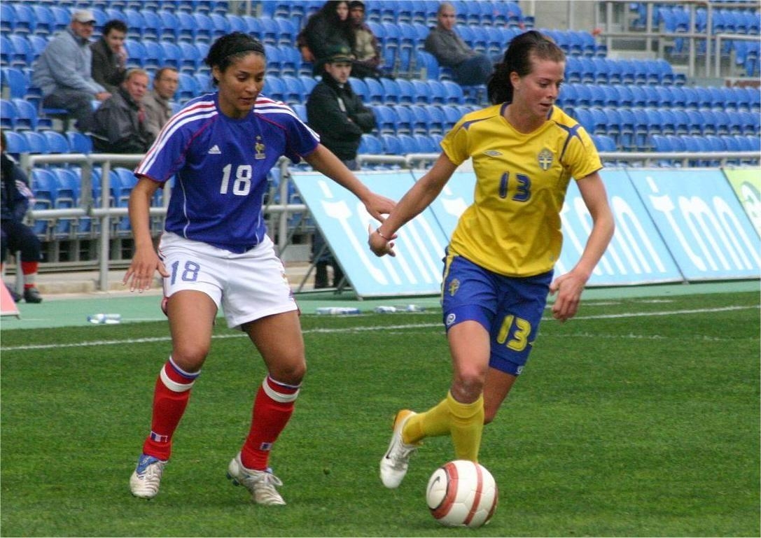 1090x770 The Sport Player: Lotta Schelin, Desktop