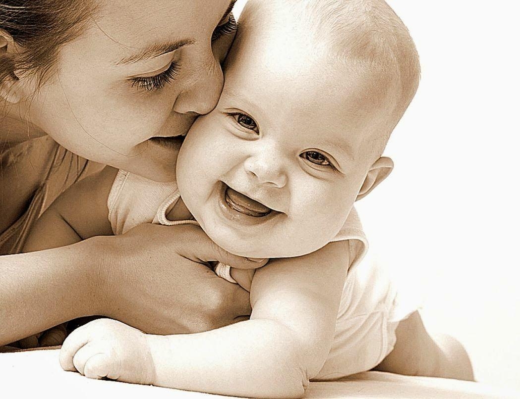 1050x810 Mothers Love Baby Wallpaper HD. Background Wallpaper Gallery, Desktop