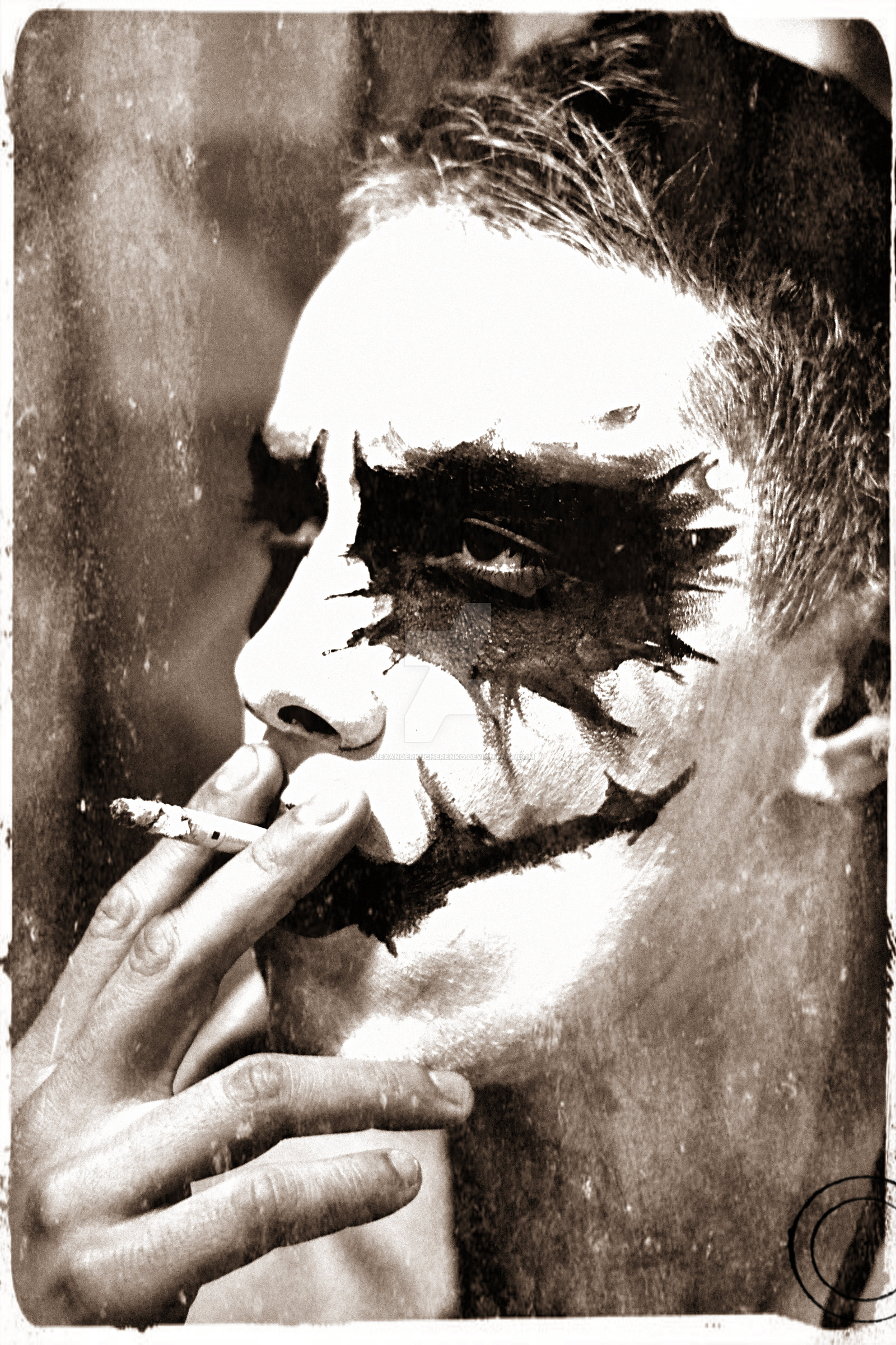 1600x2400 Joker Smoking Wallpaper Related Keywords & Suggestions, Phone