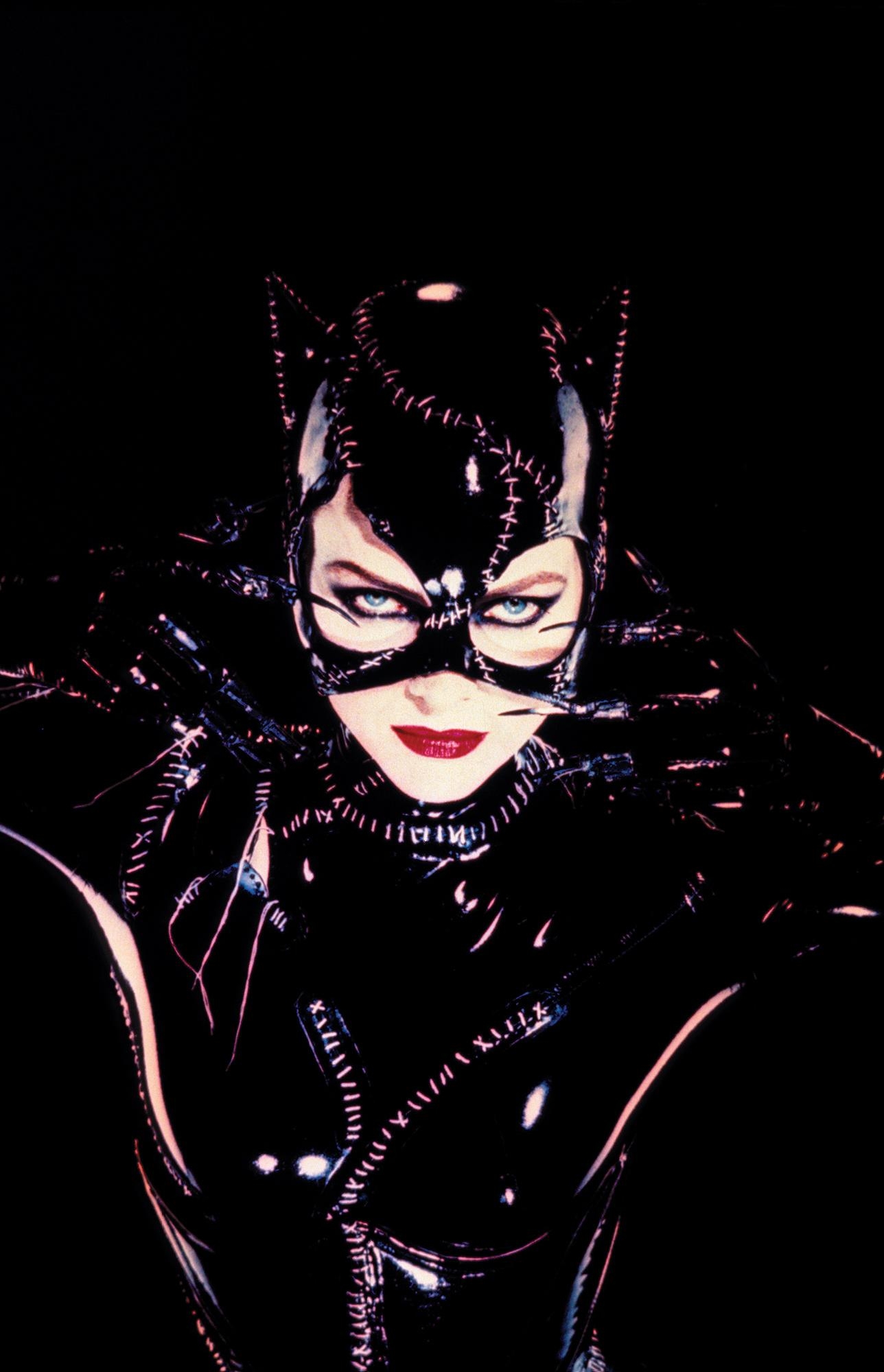 1290x2000 Catwoman, Michelle Pfeiffer, Batman Returns wallpaper, Phone