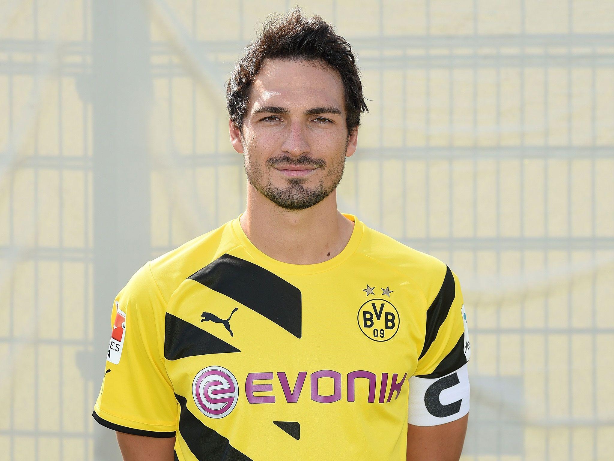 2050x1540 HD Mats Hummels Wallpaper and Photo. HD Men Wallpaper, Desktop