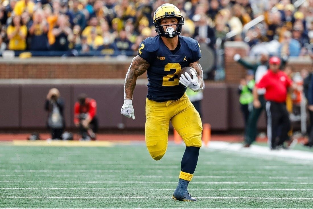 1100x740 Michigan RB Blake Corum enters Heisman picture, Desktop