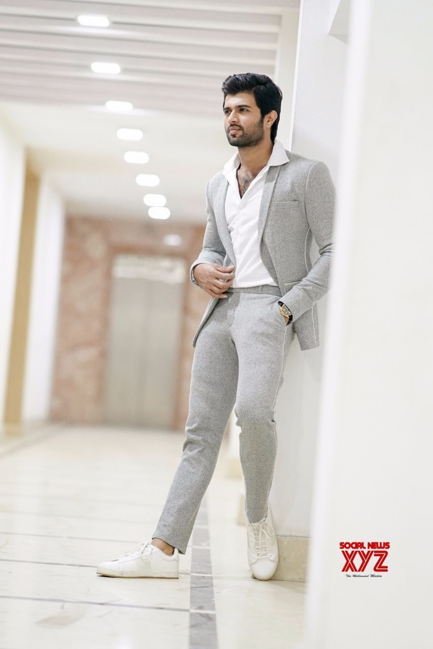 860x1280 Best Vijay Devarakonda image. Vijay devarakonda, Vijay actor, Phone