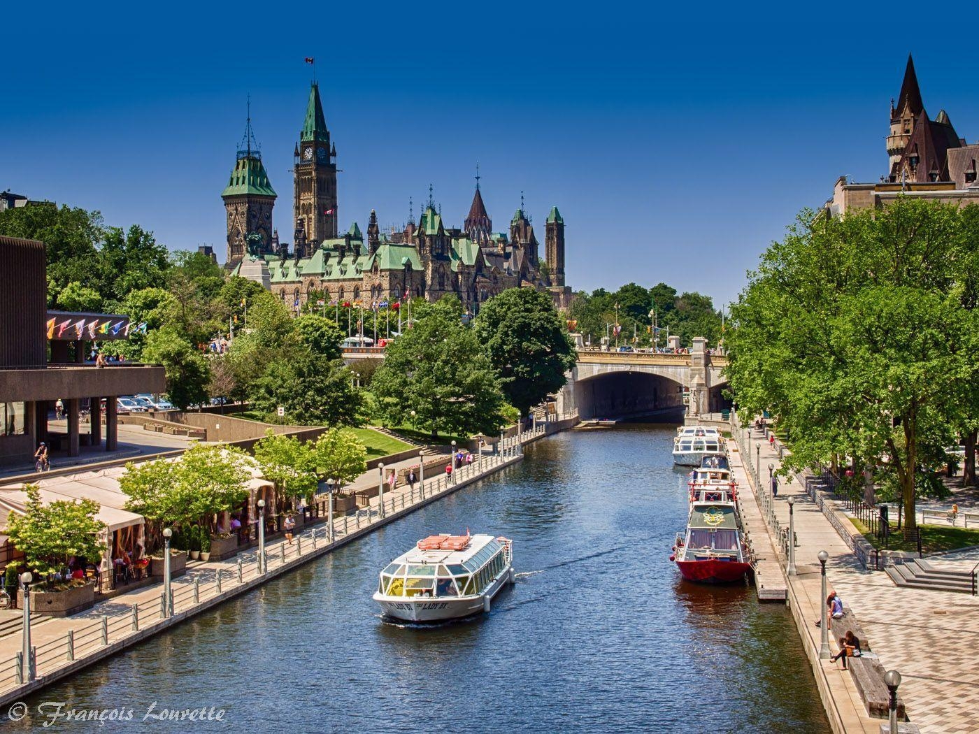 1400x1050 Rideau canal wallpaper, Desktop