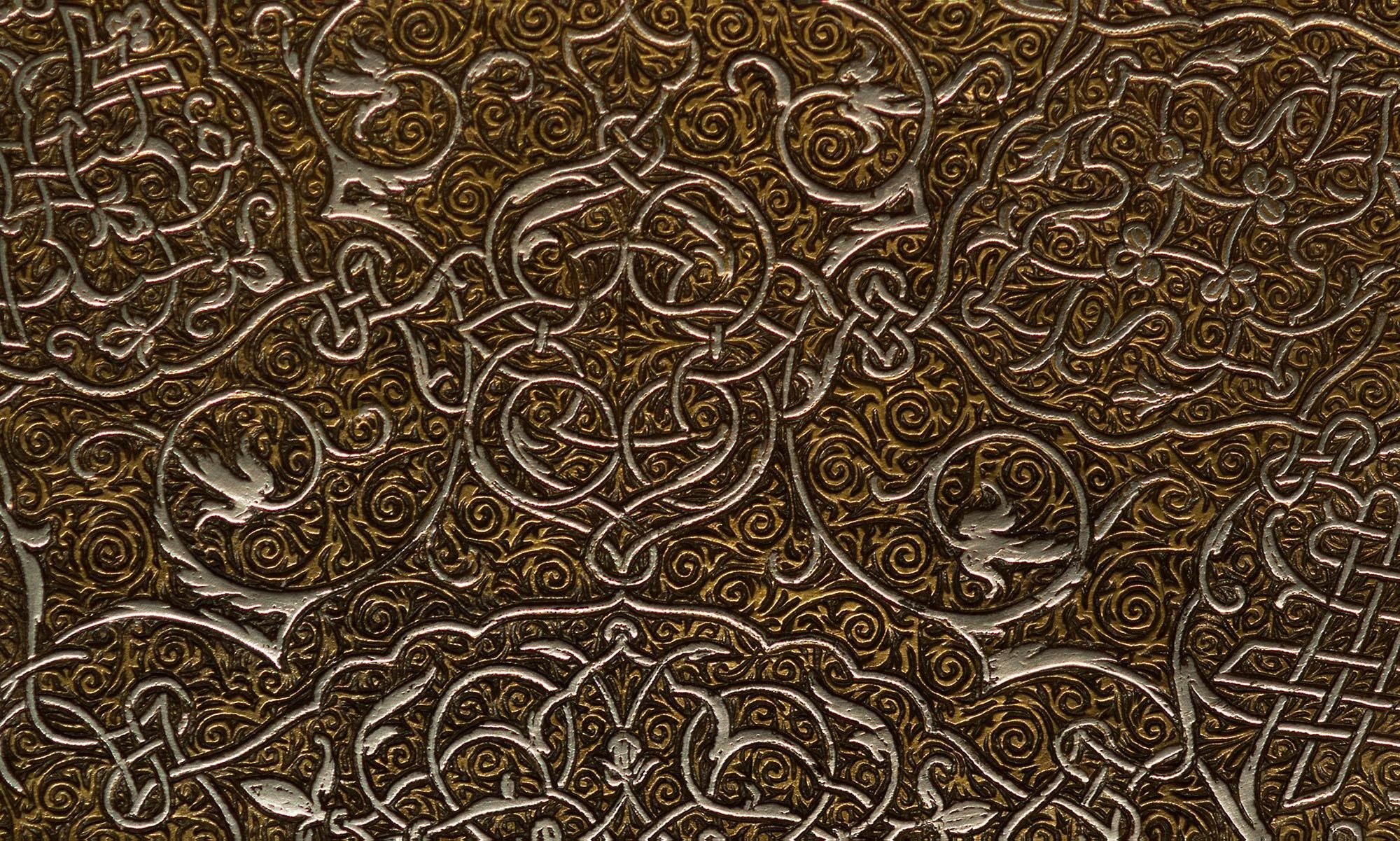 2000x1210 Zoë Design. Filigree coverings with twists and turns, Desktop