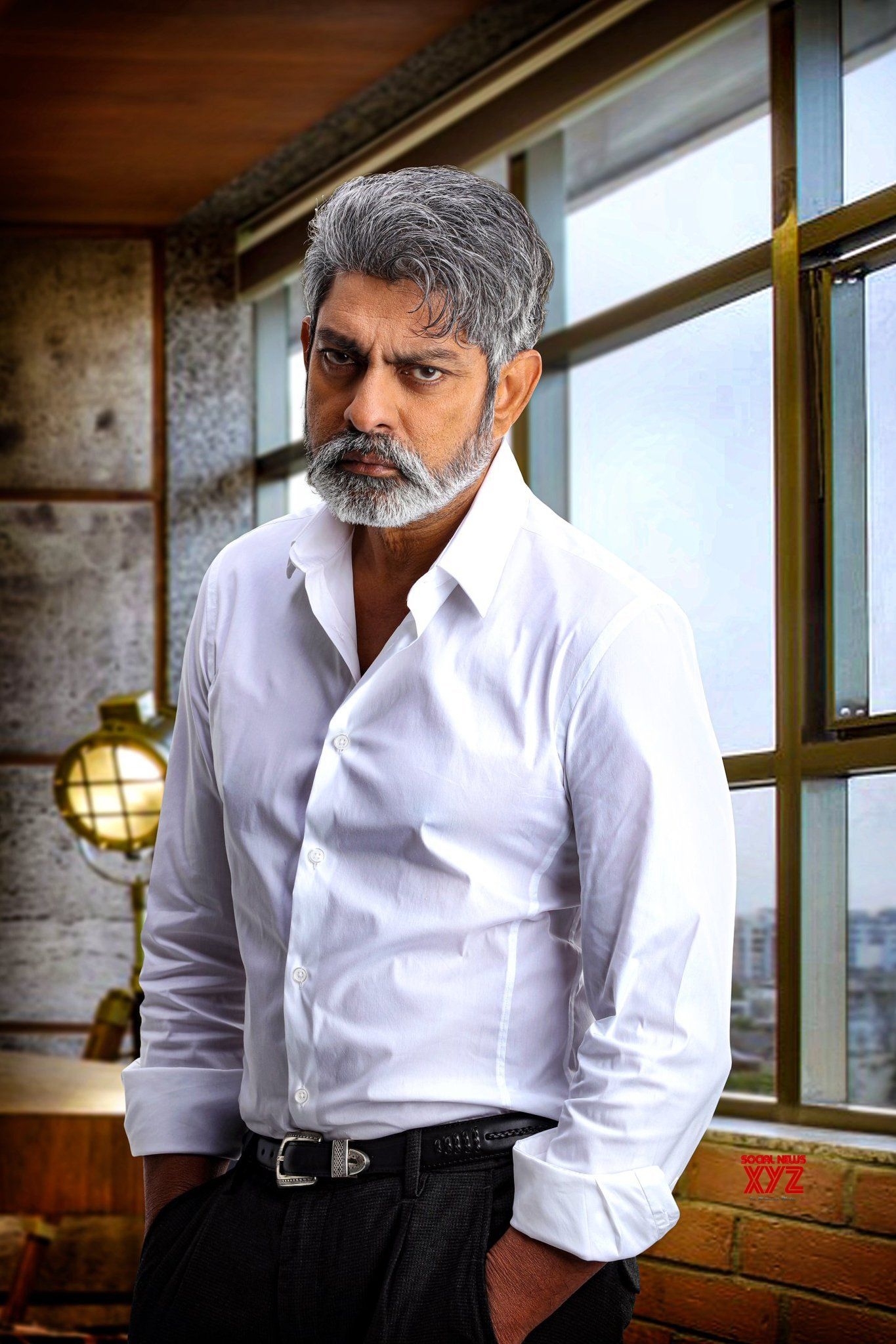 1370x2050 Jagapathi Babu New Stylish Still News XYZ, Phone