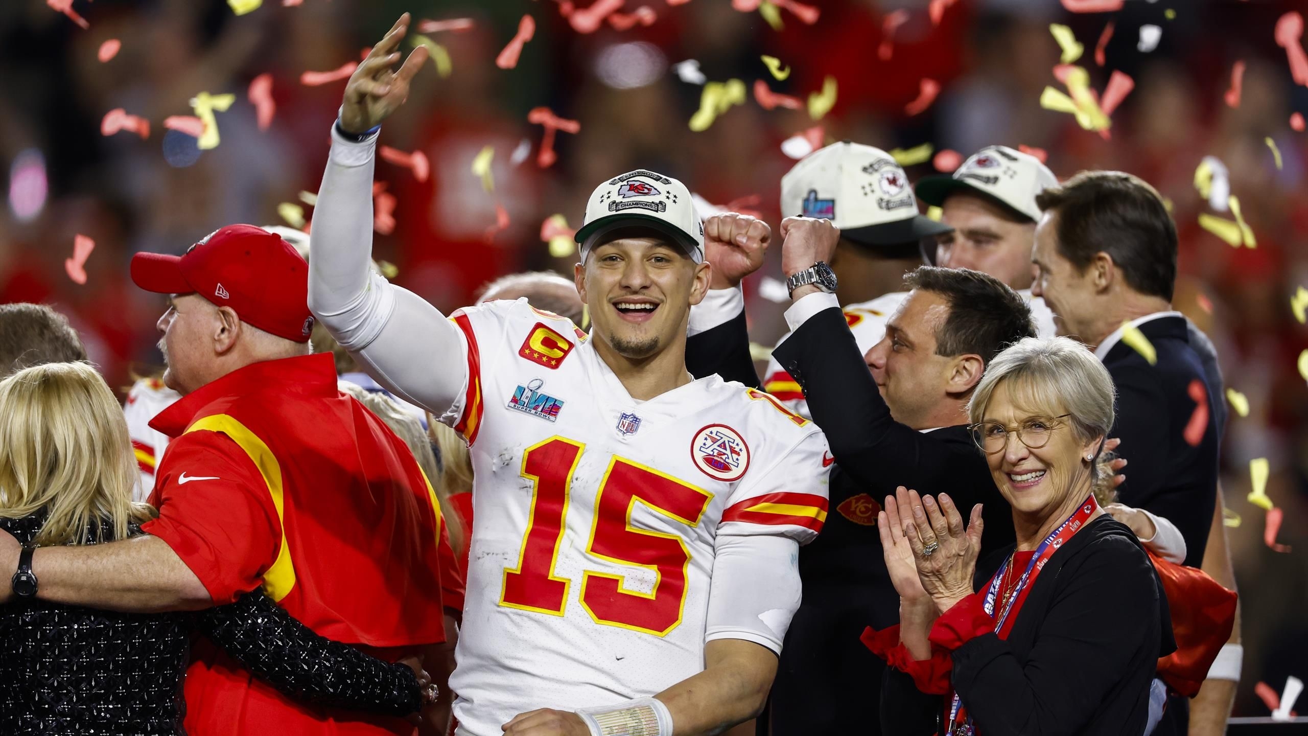 2560x1440 Super Bowl: Patrick Mahomes Leads Kansas City Chiefs To Comeback Win Over Philadelphia Eagles In 38 35 Thriller, Desktop