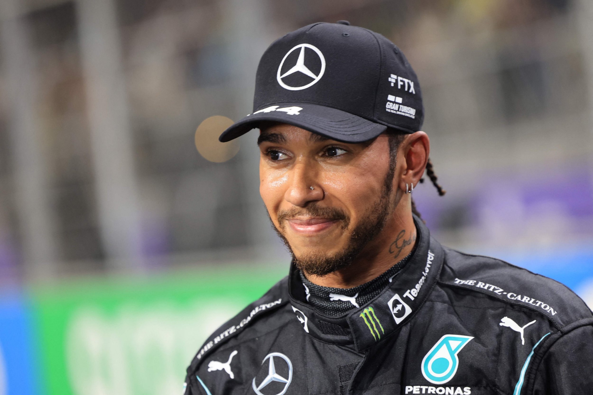 2500x1670 Sports Lewis Hamilton HD Wallpaper, Desktop