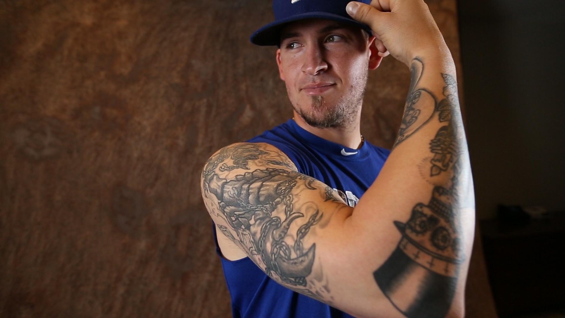 1920x1080 Yasmani Grandal tattoos, Desktop