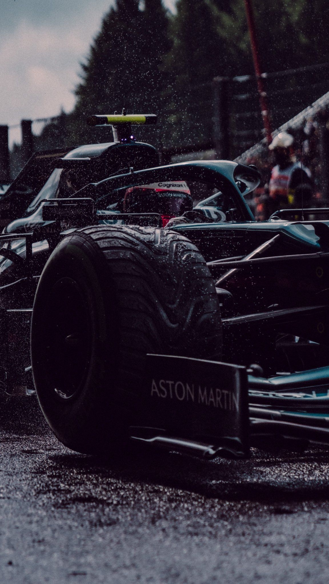 1160x2050 Aston Martin Cognizant F1 Team on Twitter. Aston martin, Formula 1 car, Formula 1 car racing, Phone