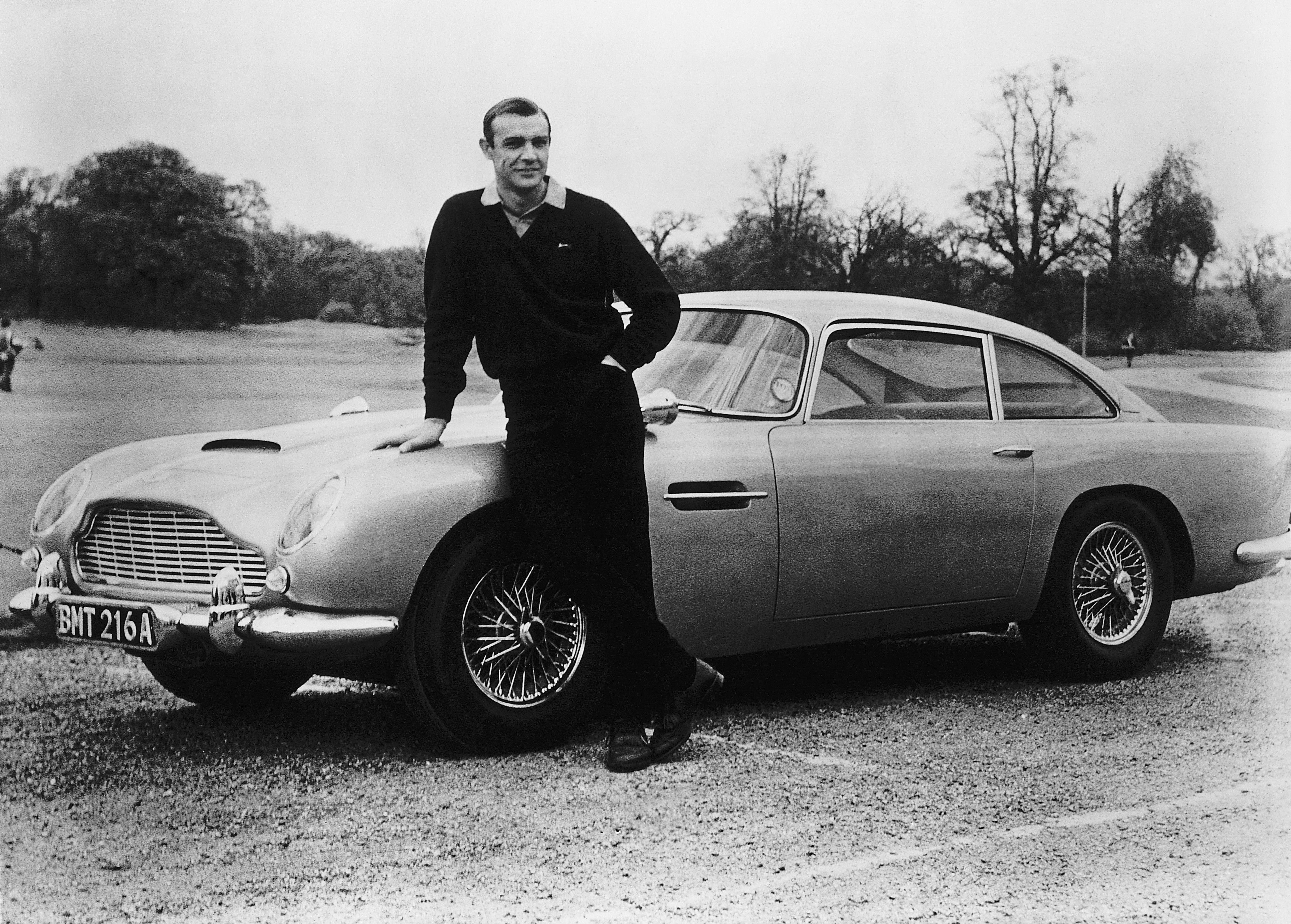 3790x2710 Aston Martin DB5 Sean Connery, Desktop