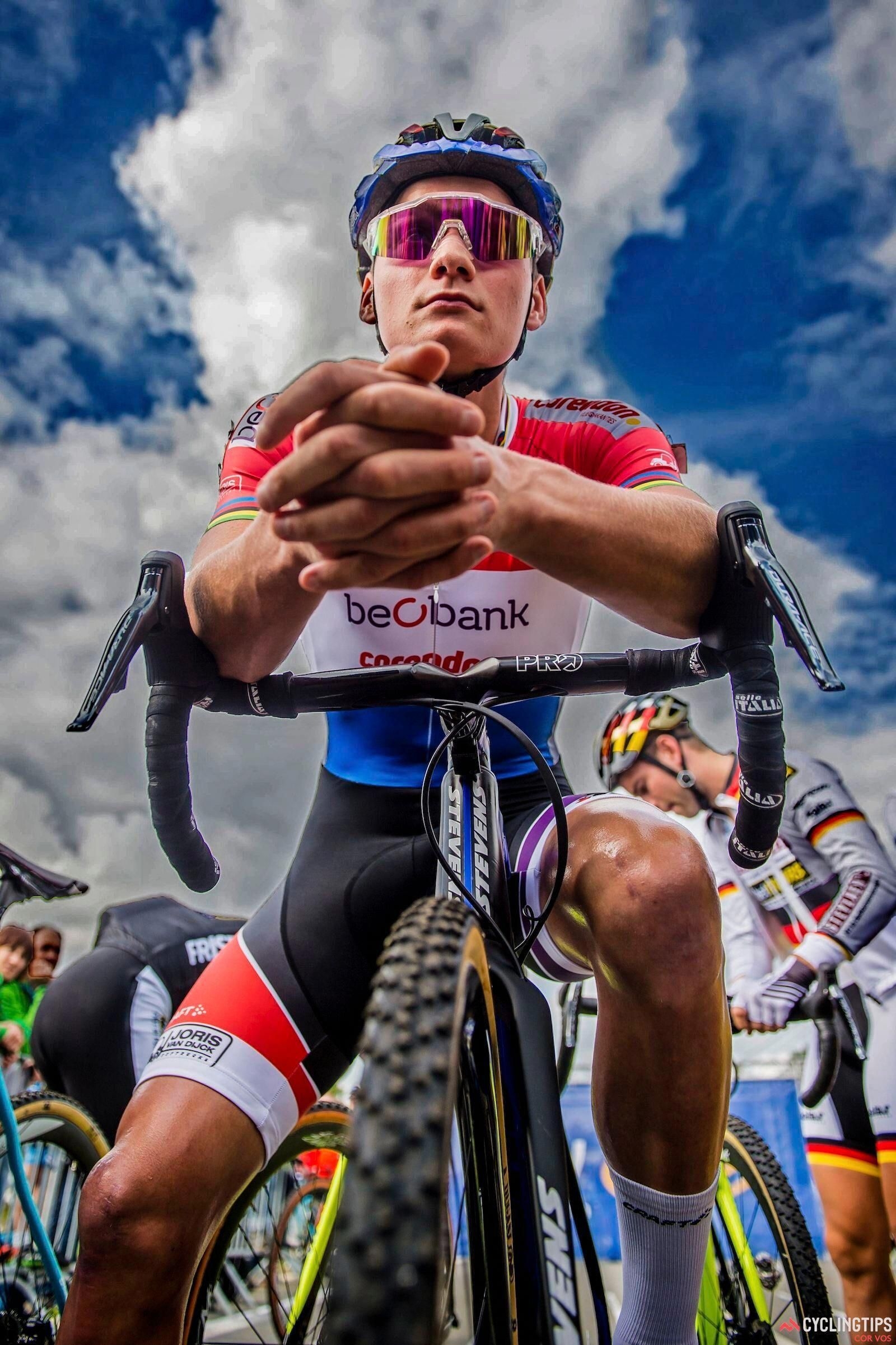 1600x2410 Could Mathieu Van der Poel be the greatest talent cycling has ever seen? #roadbikewomen, roadbikeaccessori. Fotos de ciclistas, Fotos ciclismo, Fotos de bicicletas, Phone