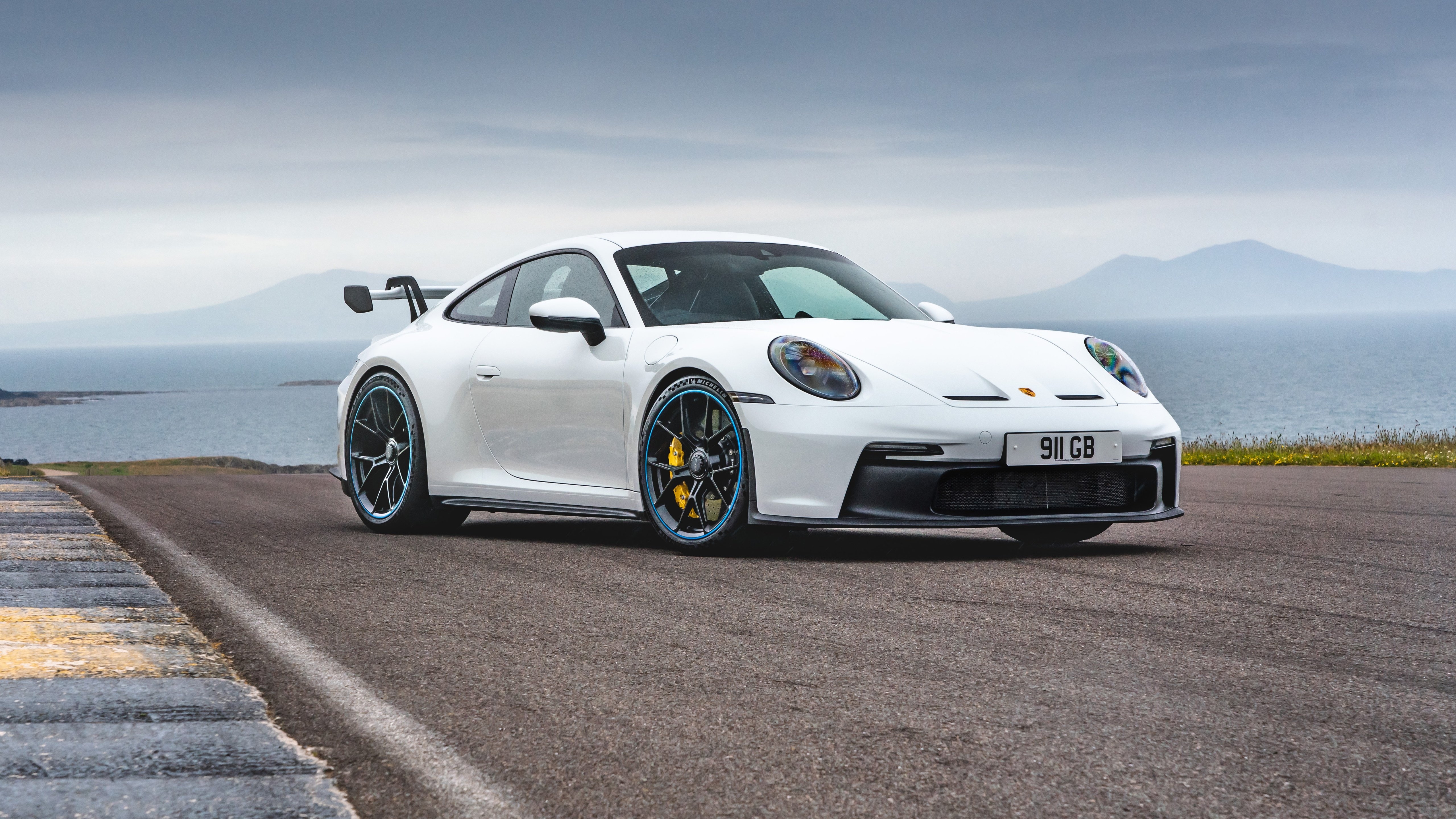 5120x2880 4K Porsche 911 Wallpaper and Background Image, Desktop