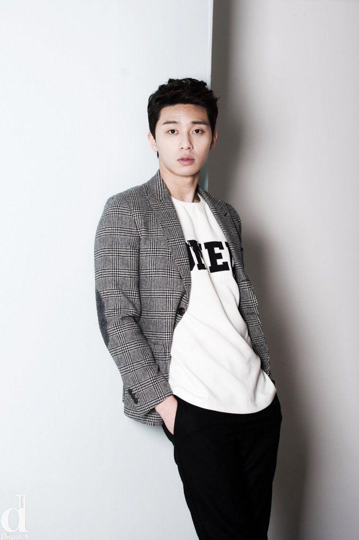 740x1120 PROFIL DAN FAKTA PARK SEO JOON, Phone