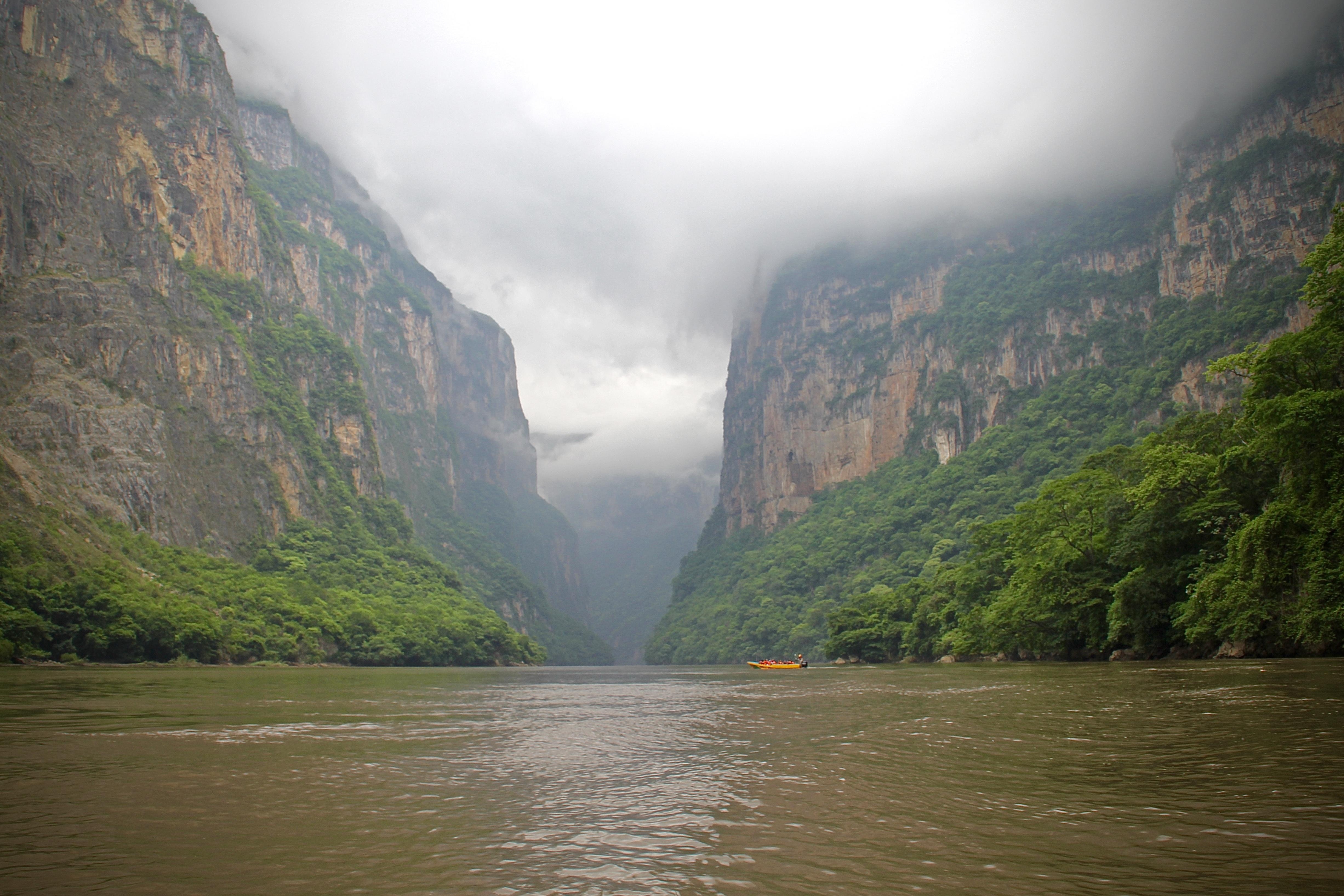 4910x3270 Sumidero Canyon, Chiapas, Mexico in Photo, Desktop