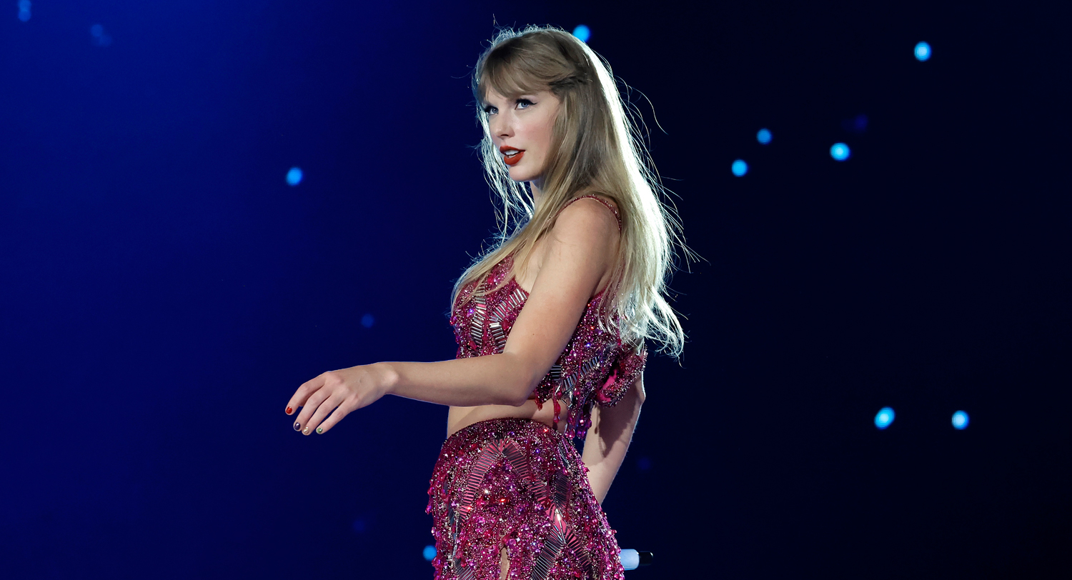 1500x820 Eras Tour, Taylor Swift. Just Jared, Desktop