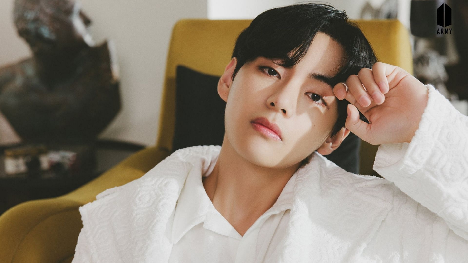 1920x1080 BTS' V's fans are certain that “KTH1 is coming” based on recent change of his profile picture on Weverse, Spotify, and Melon, Desktop