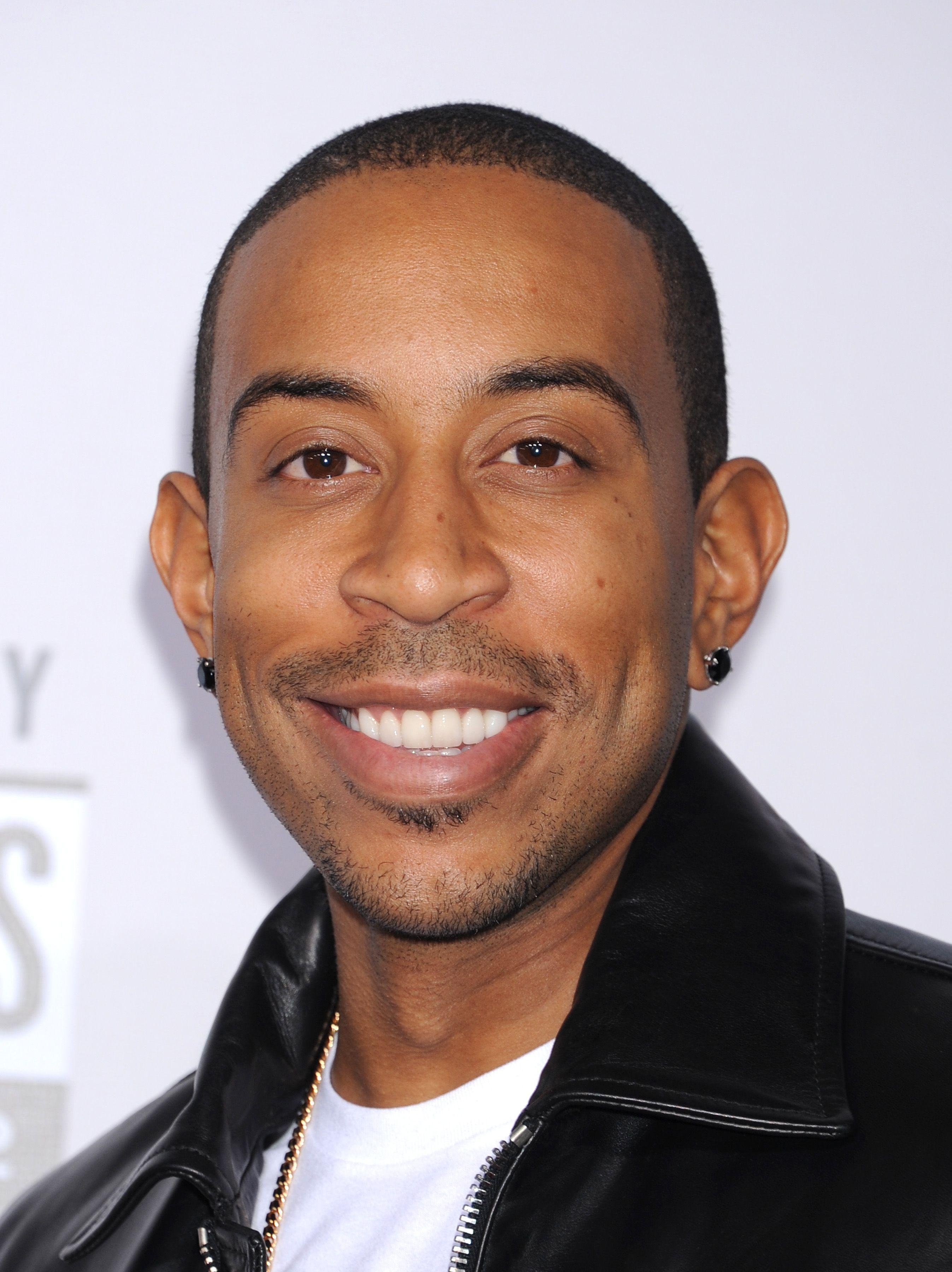 2700x3600 Ludacris HD Wallpaper, Phone